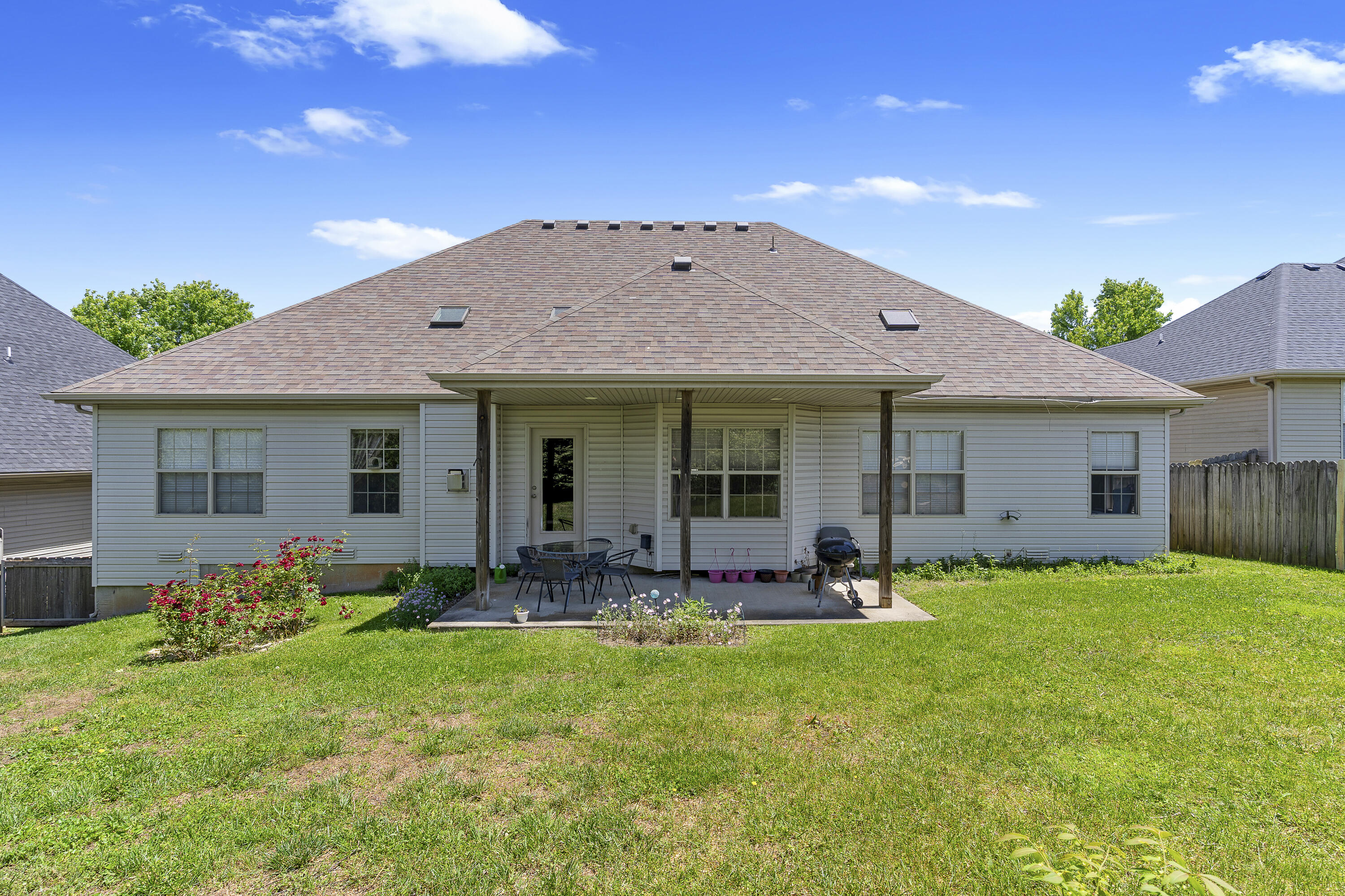 4855 South Tanager Avenue Property Photo 48