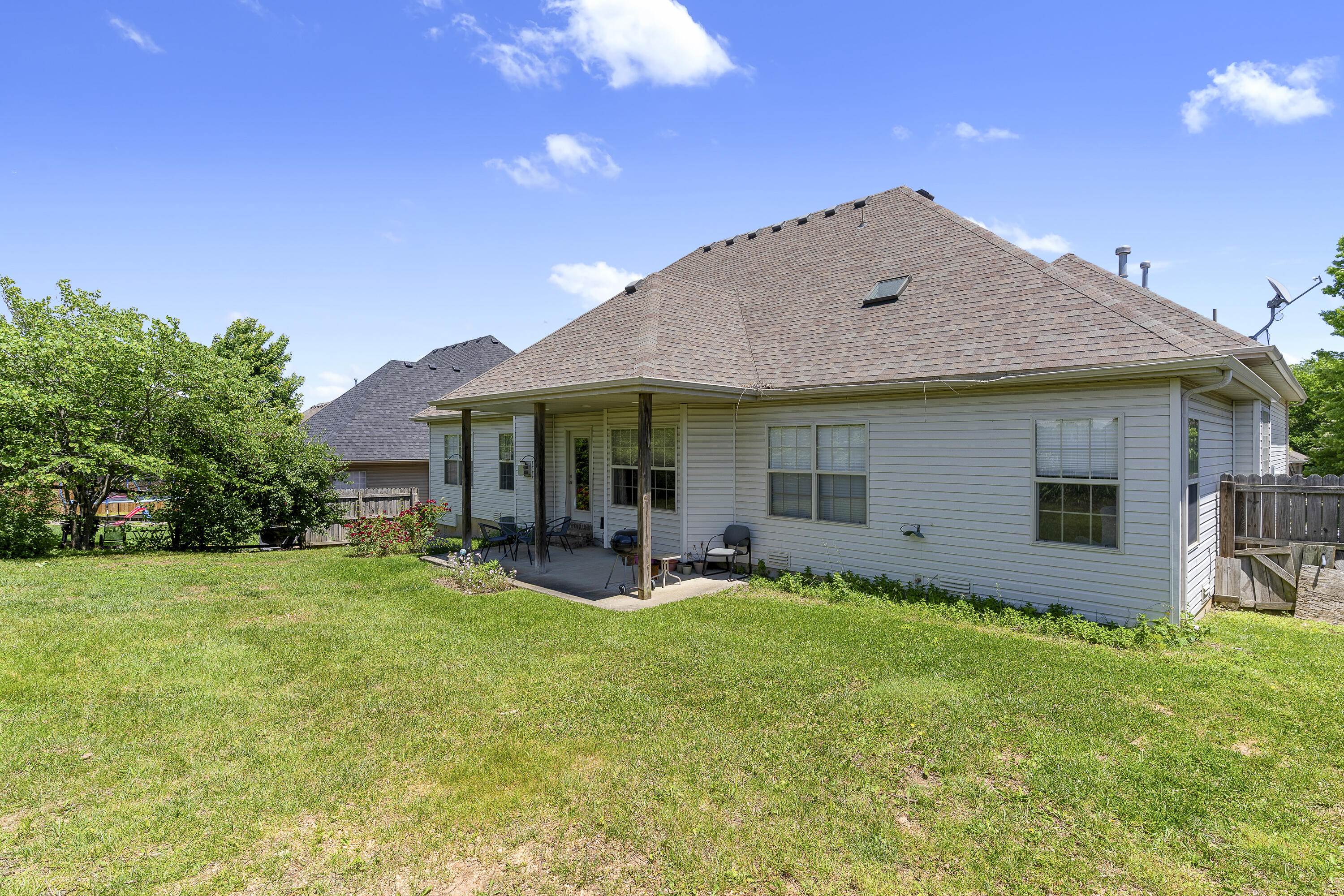 4855 South Tanager Avenue Property Photo 50