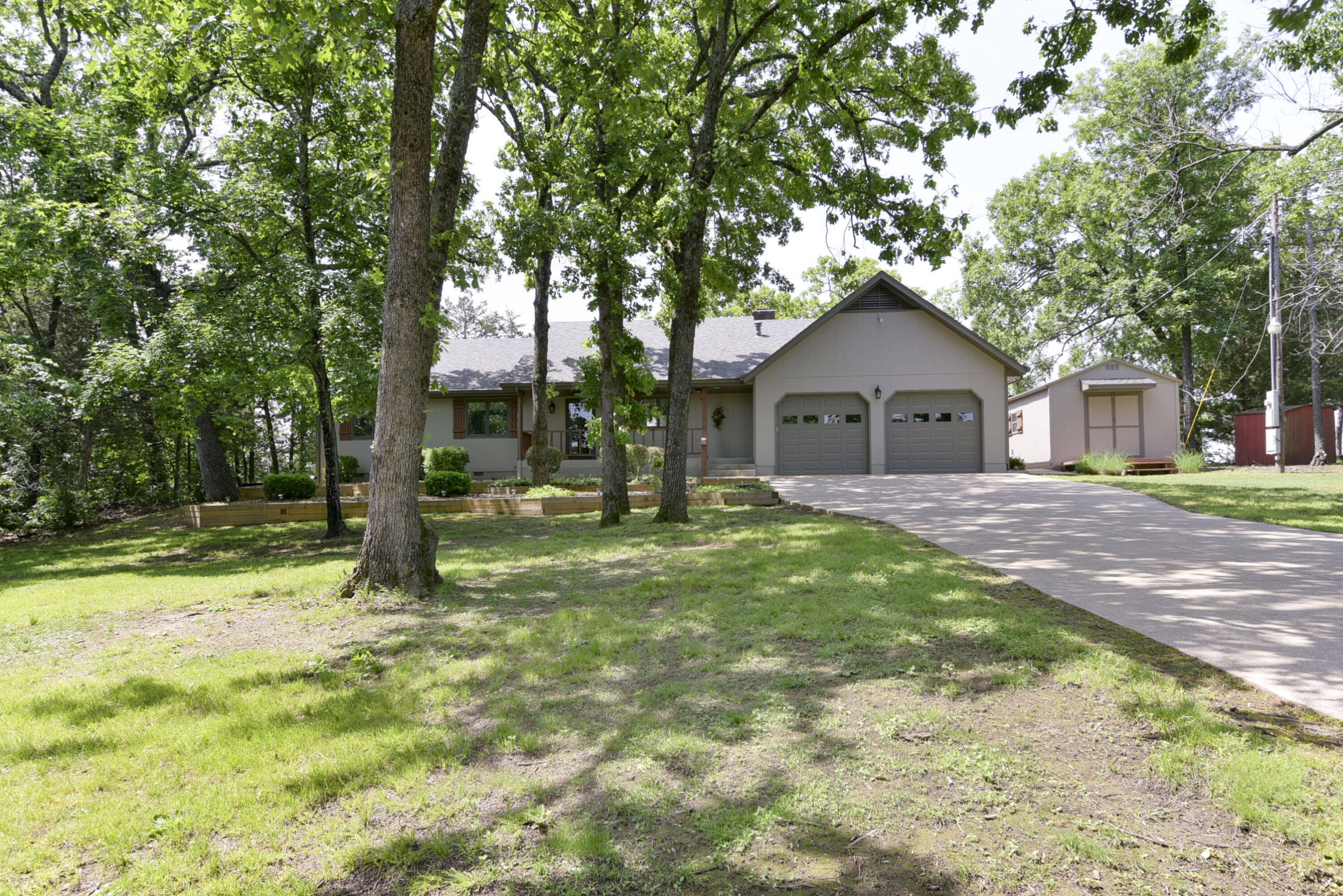 1605 Hideaway Road Property Photo
