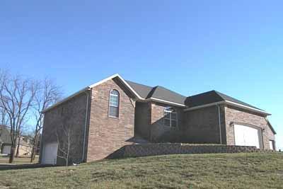 2310 Lakeside Court Property Photo 2