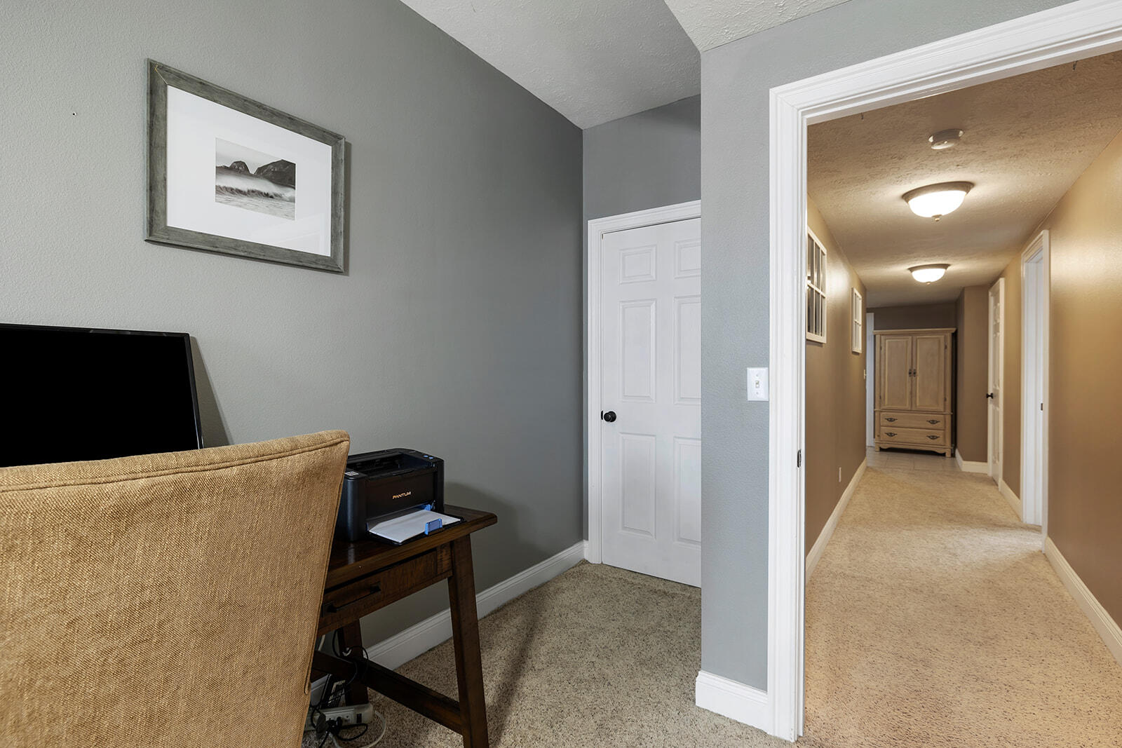 2310 Lakeside Court Property Photo 8