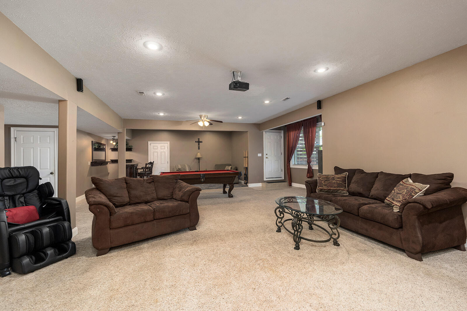 2310 Lakeside Court Property Photo 45
