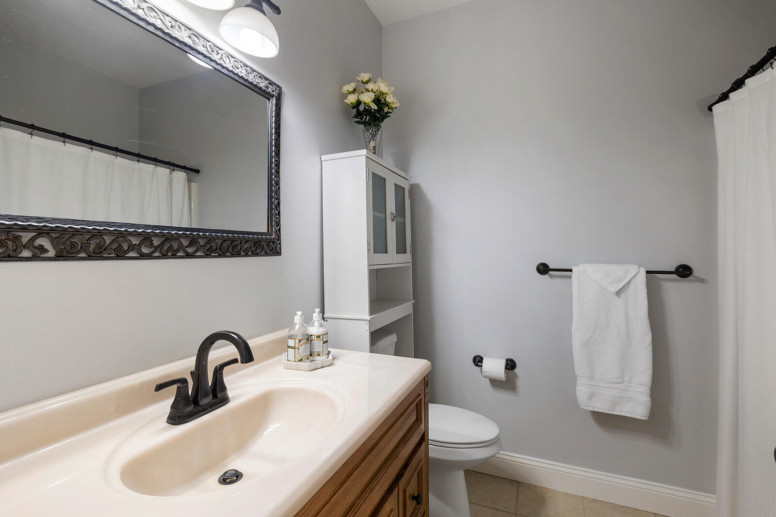 2310 Lakeside Court Property Photo 55