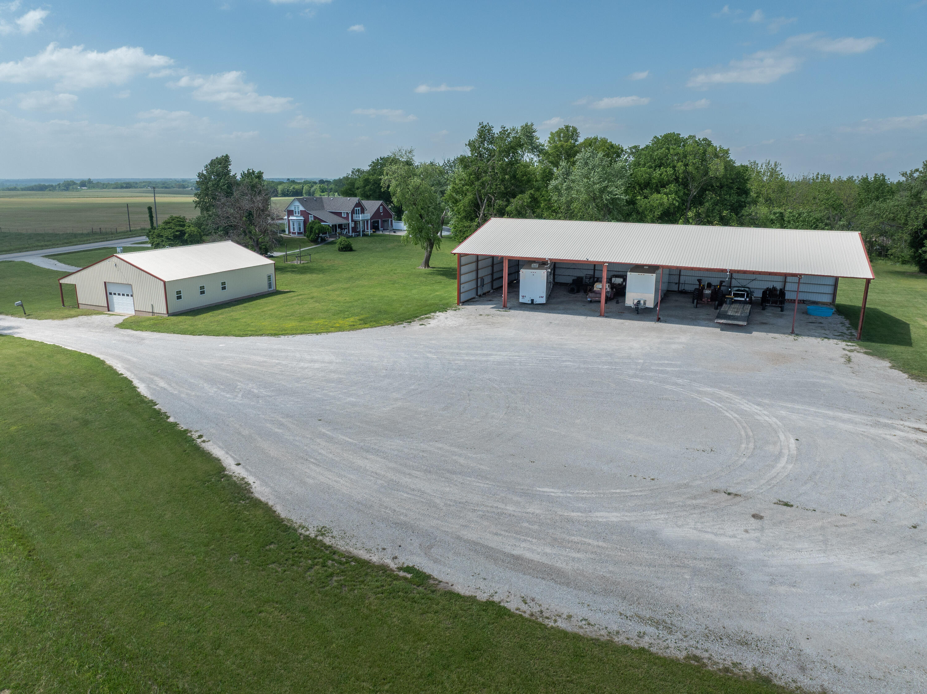 11158 Highway 97 Property Photo 4