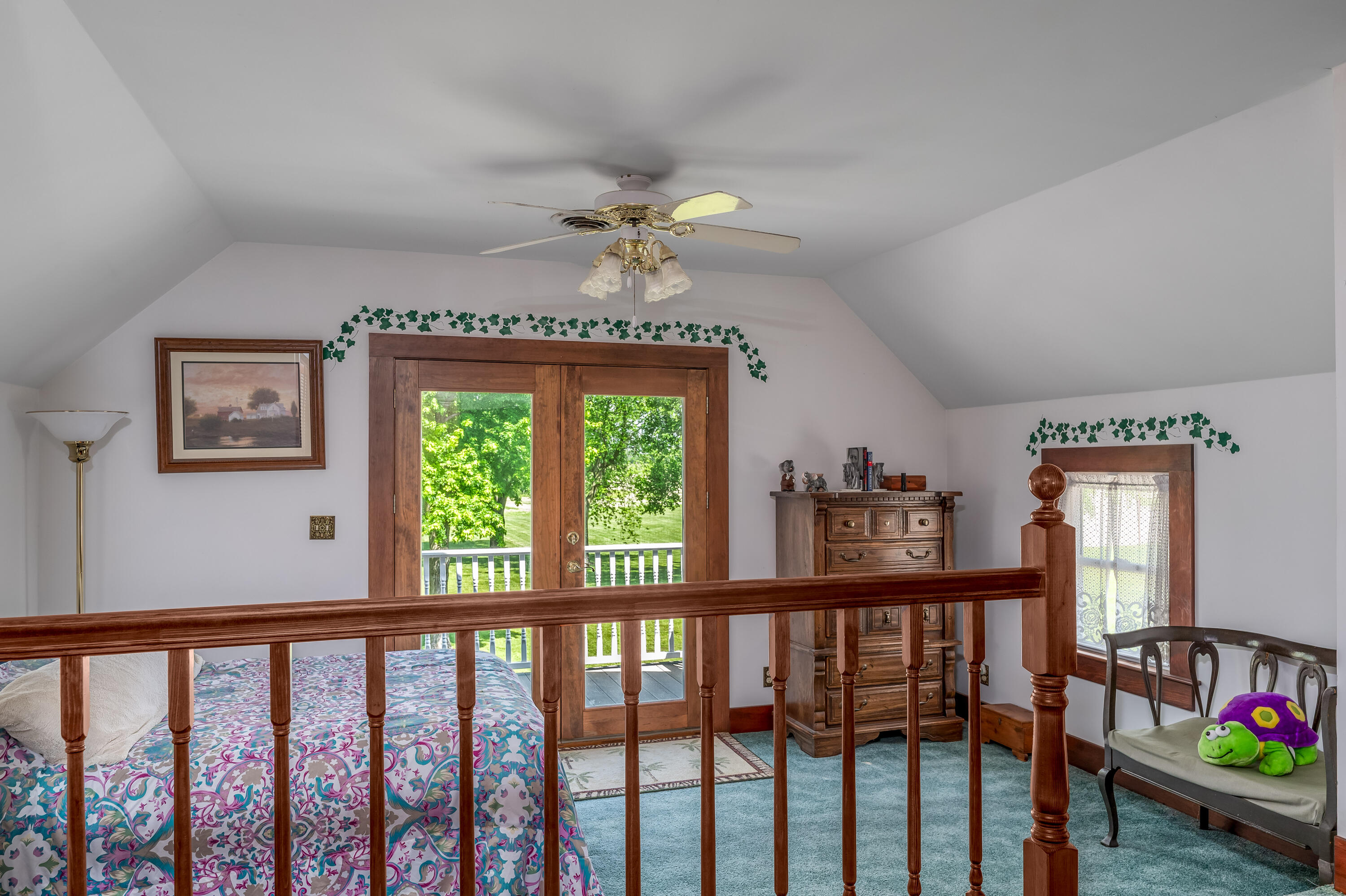 11158 Highway 97 Property Photo 38