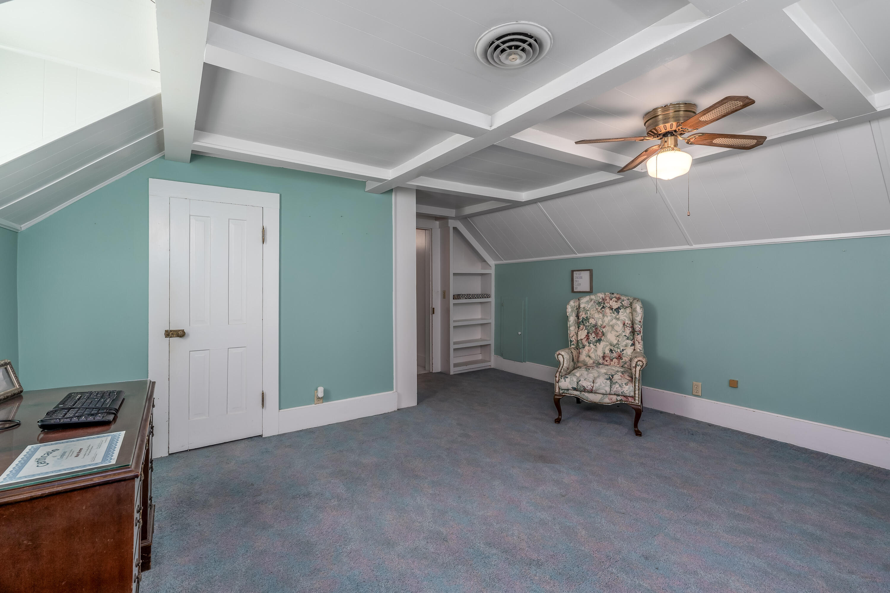 11158 Highway 97 Property Photo 48