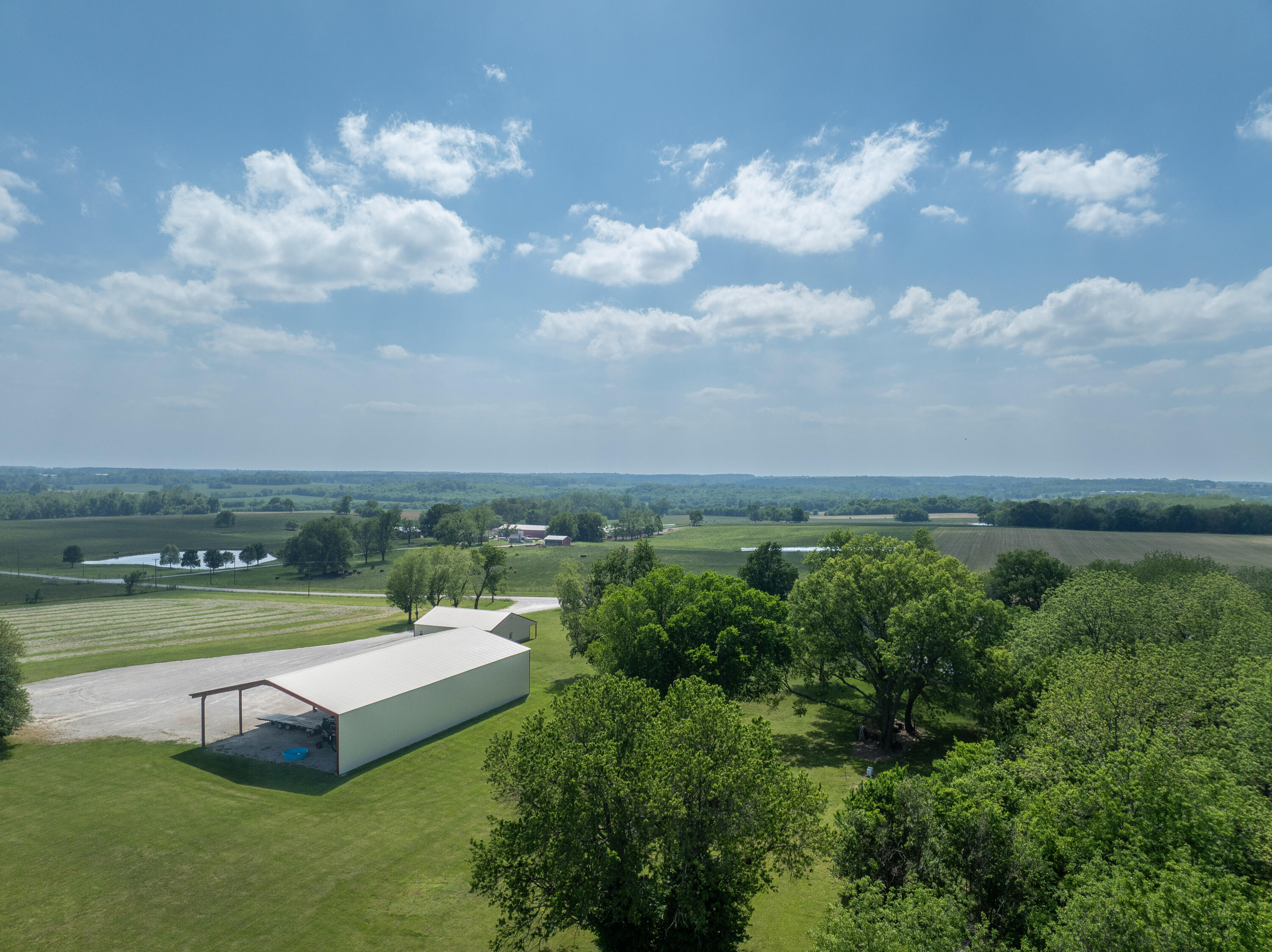 11158 Highway 97 Property Photo 54
