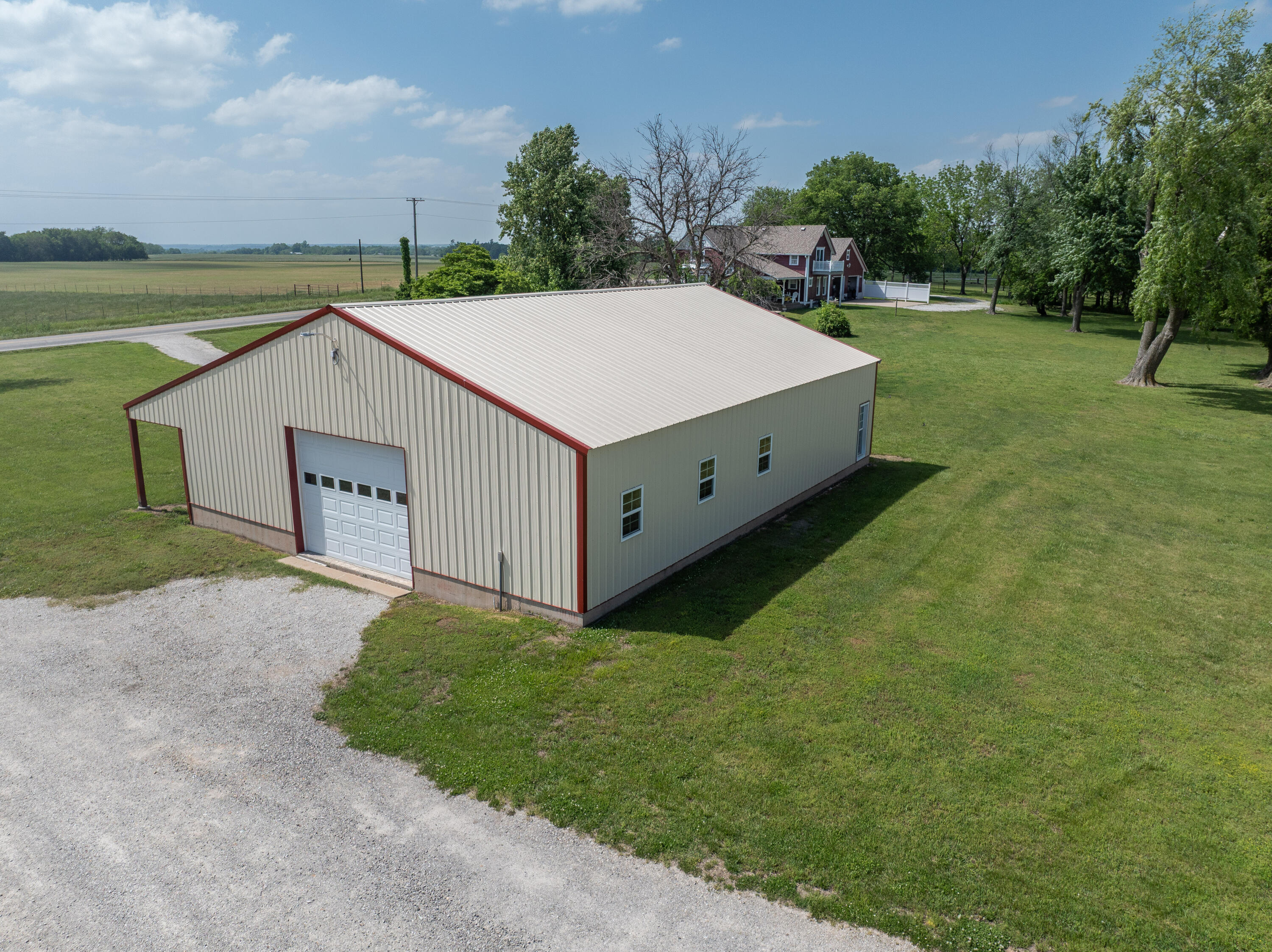 11158 Highway 97 Property Photo 56