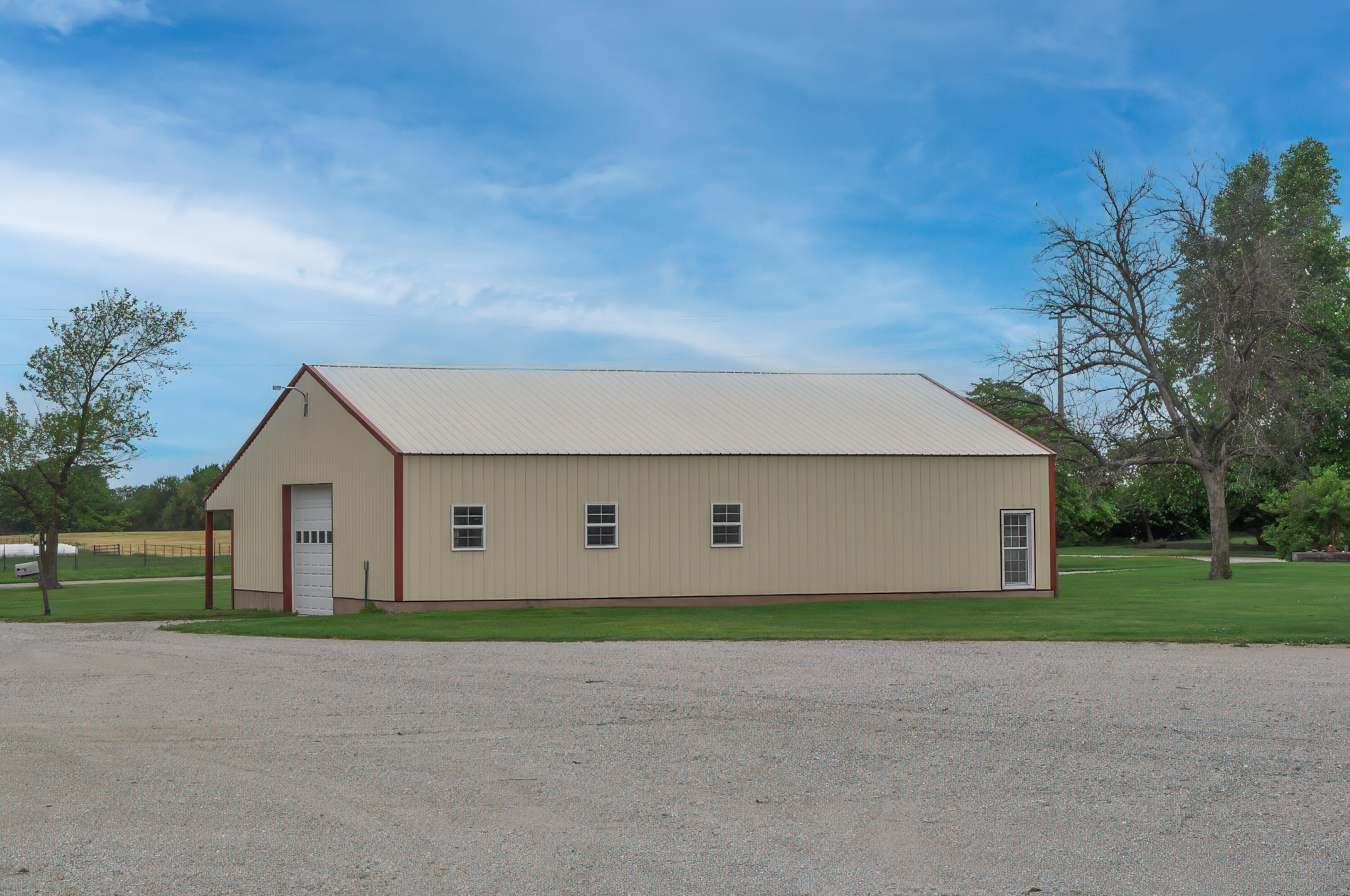 11158 Highway 97 Property Photo 69