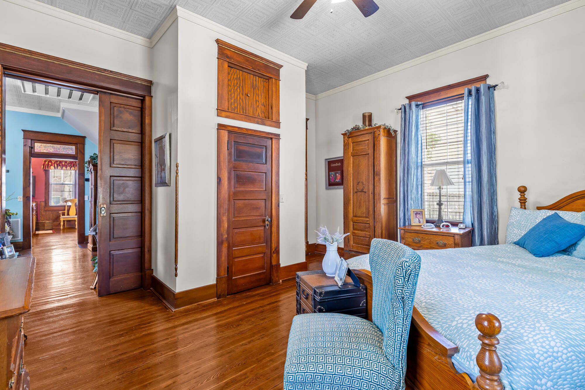 512 North Central Avenue Property Photo 16