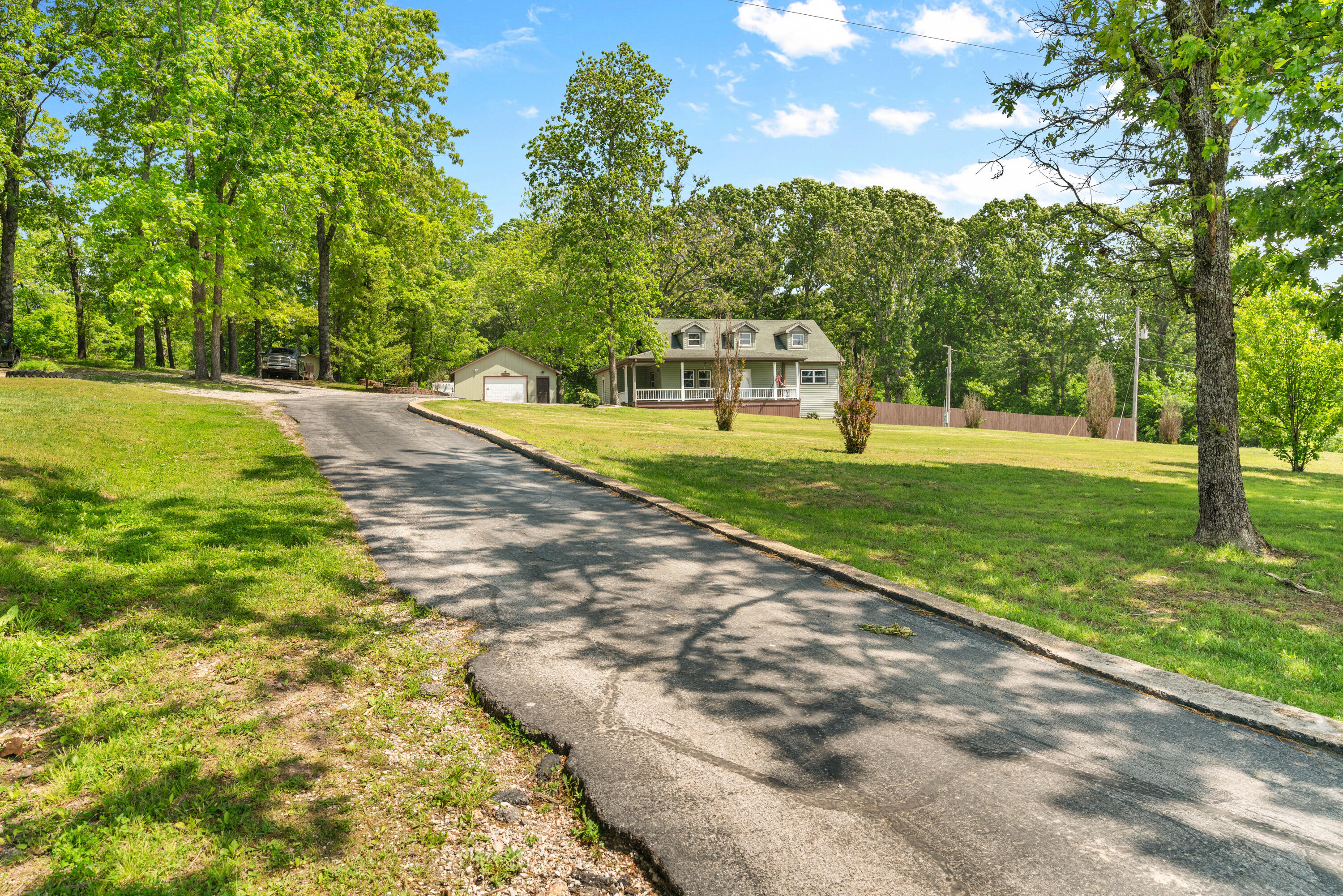 1498 Highway F Property Photo 6