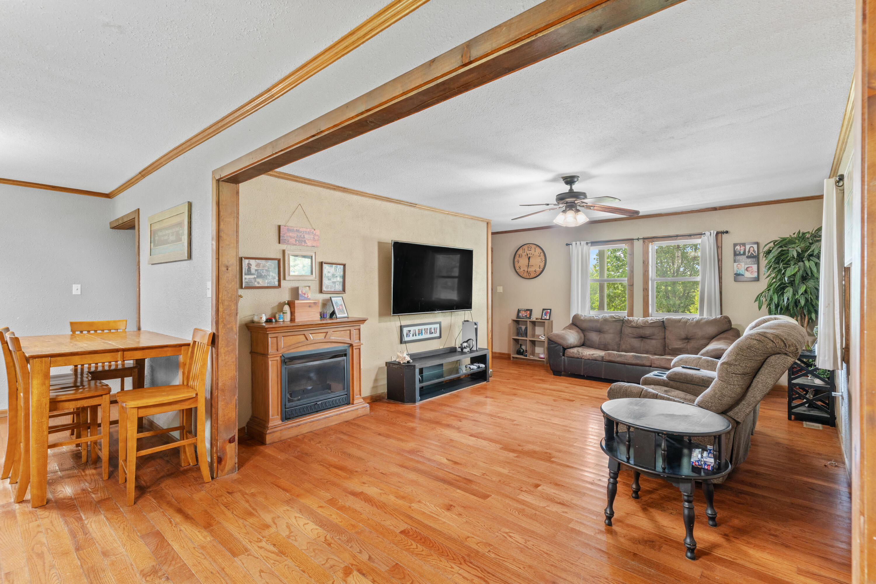 1498 Highway F Property Photo 10