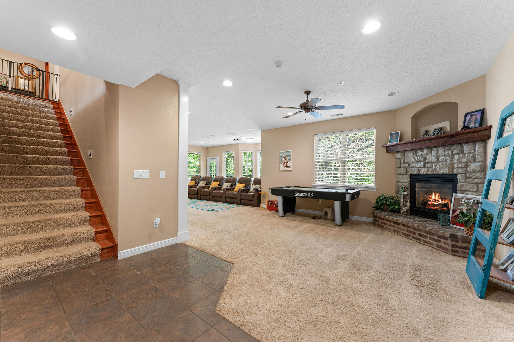 261 Country Bluff Drive Property Photo 42