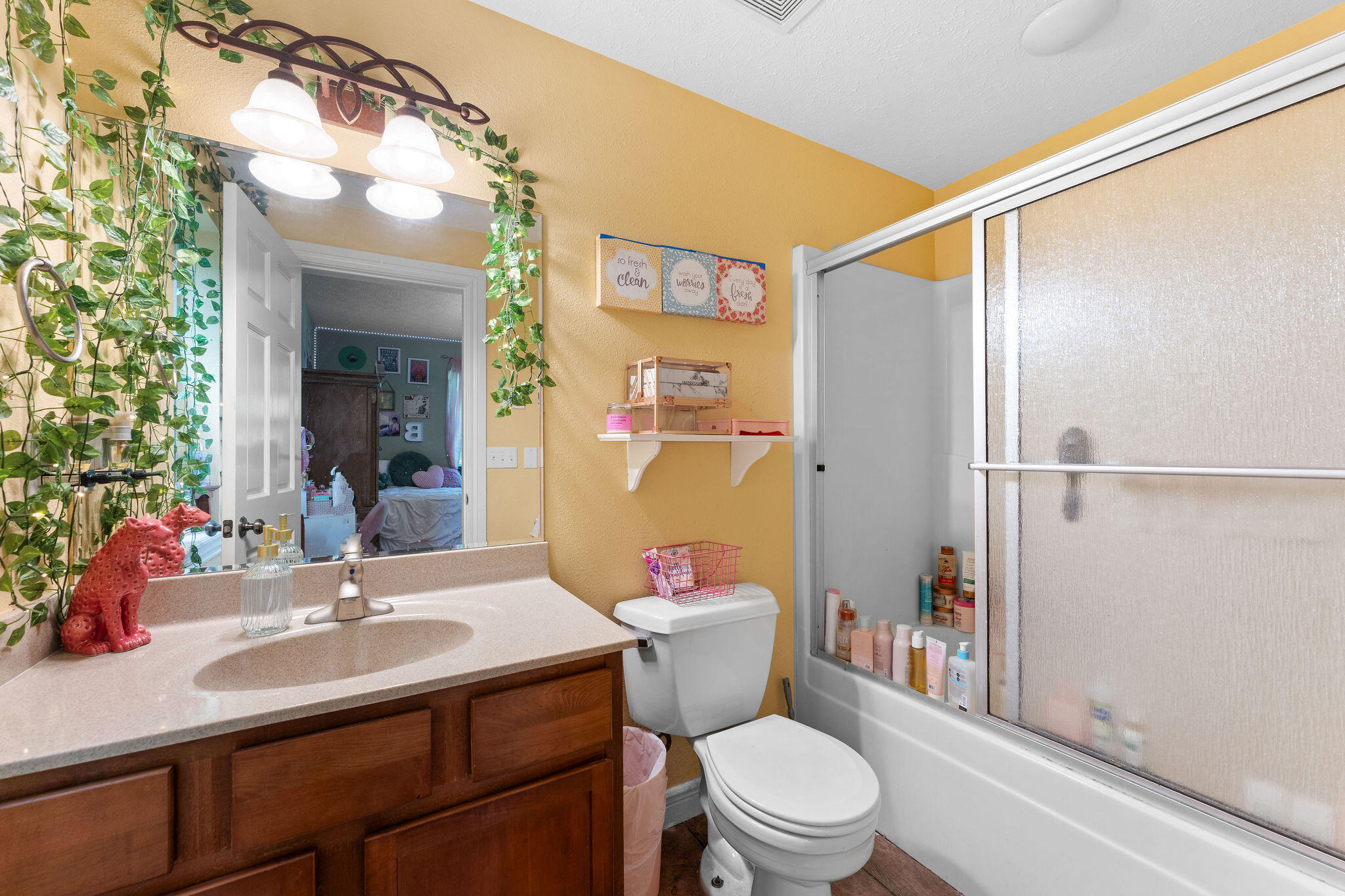 261 Country Bluff Drive Property Photo 52