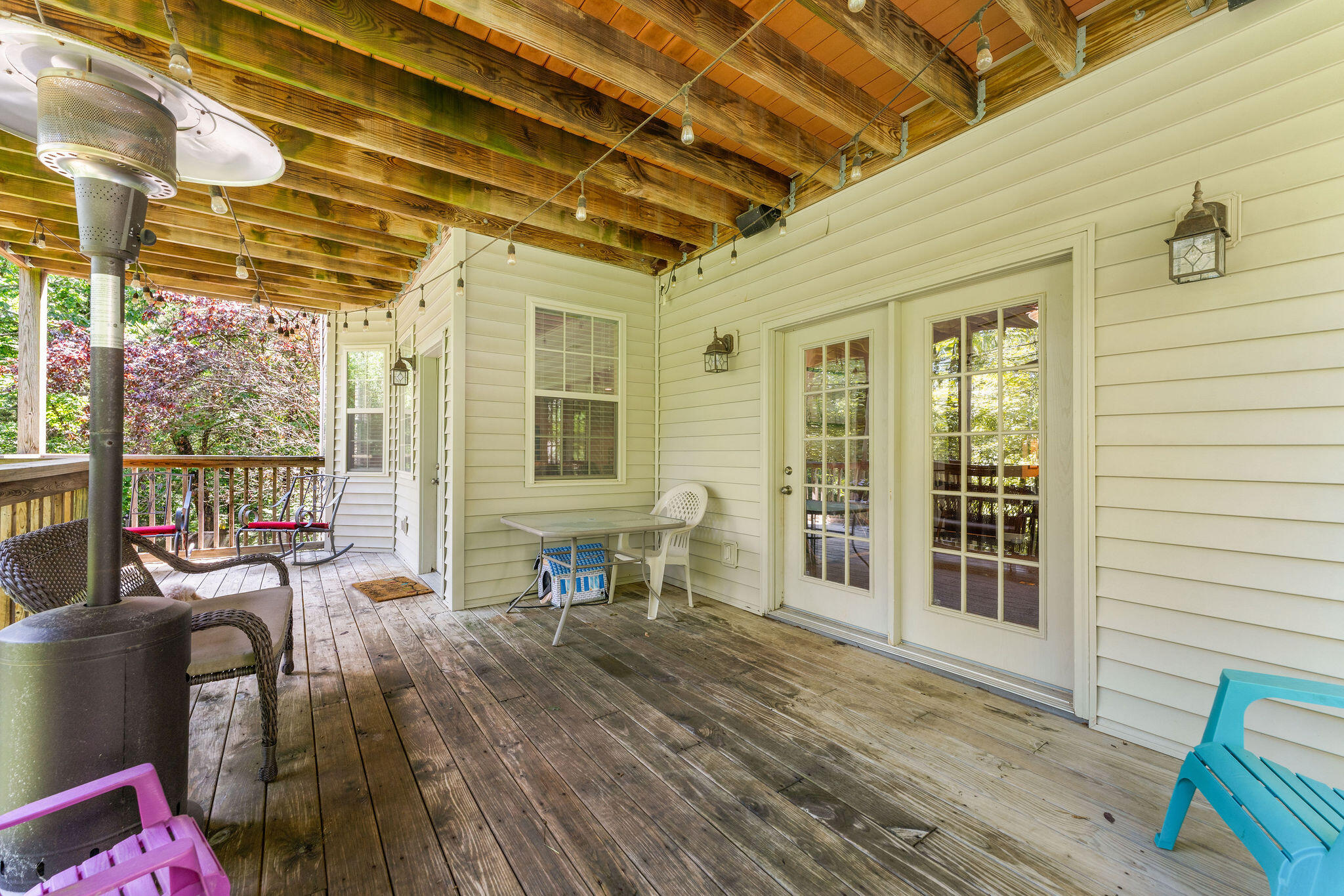 261 Country Bluff Drive Property Photo 54