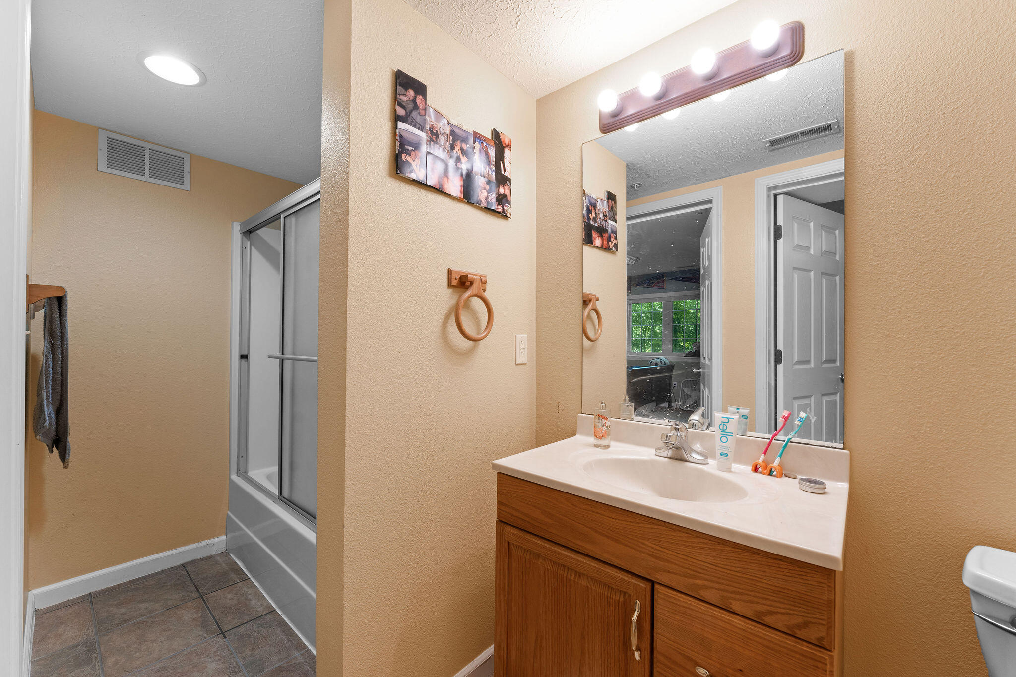 261 Country Bluff Drive Property Photo 59