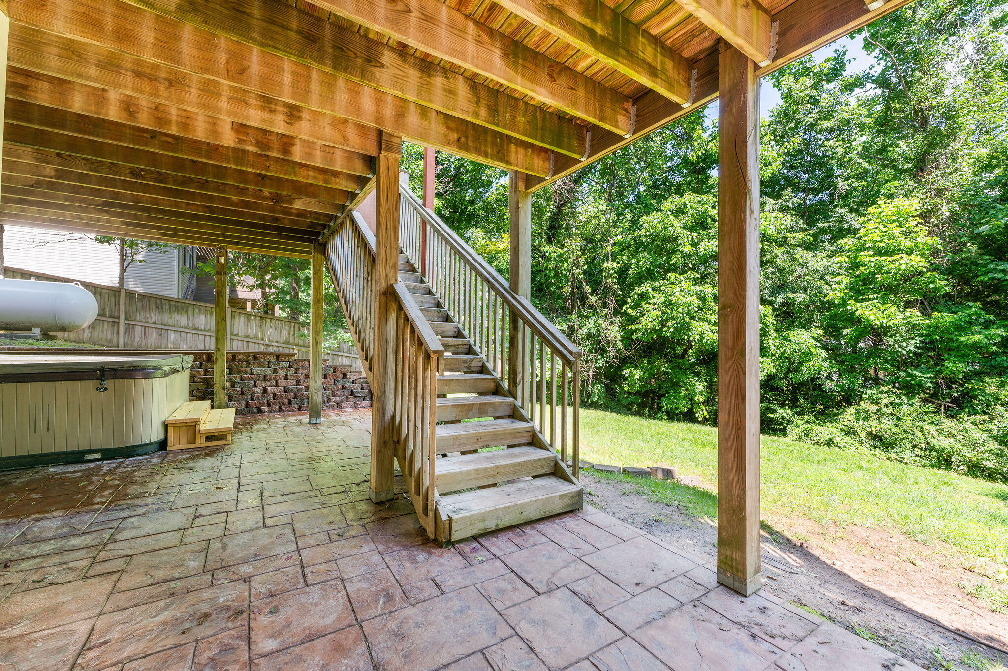 261 Country Bluff Drive Property Photo 61
