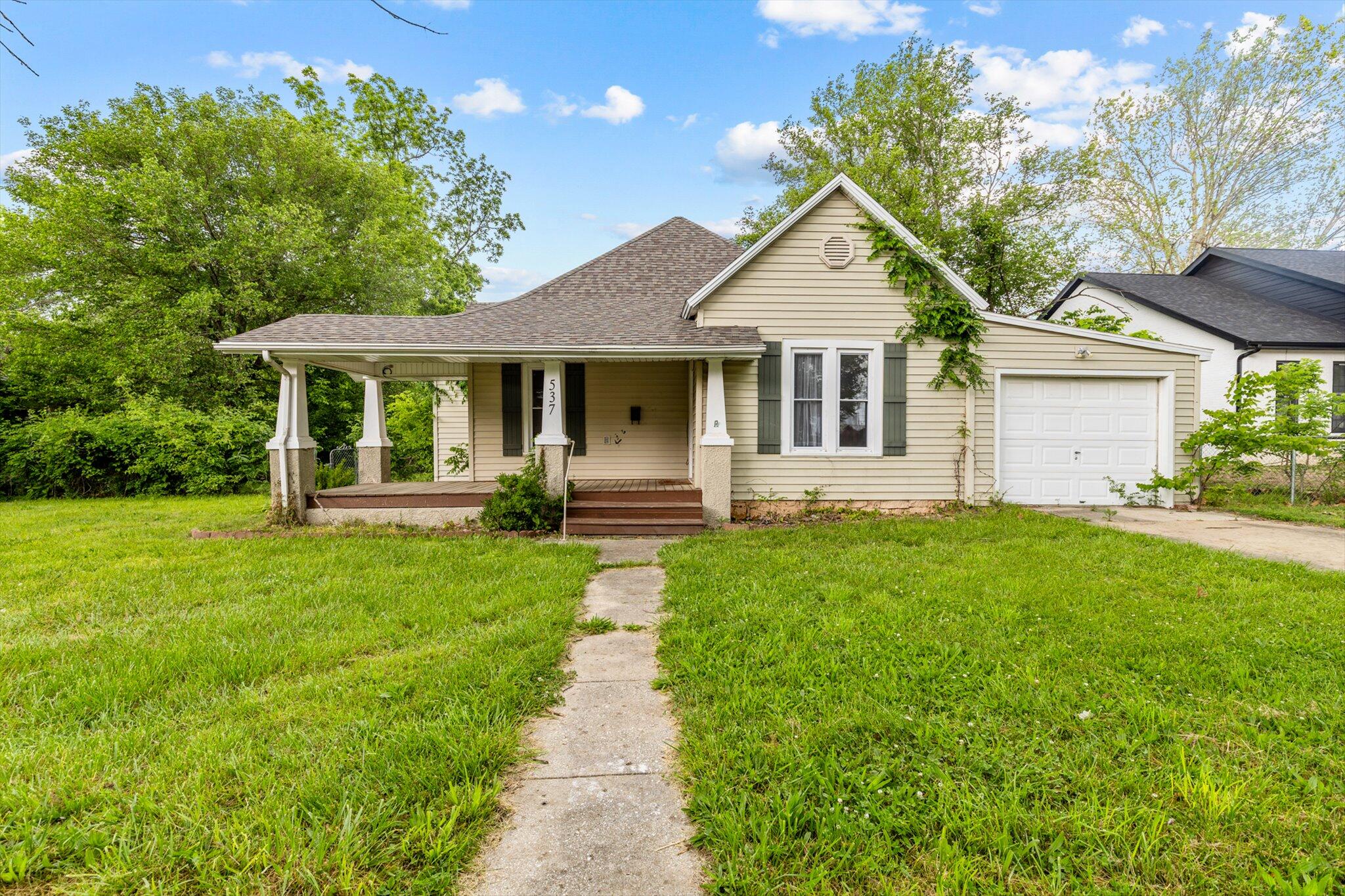 537 South Jefferson Avenue Property Photo 1