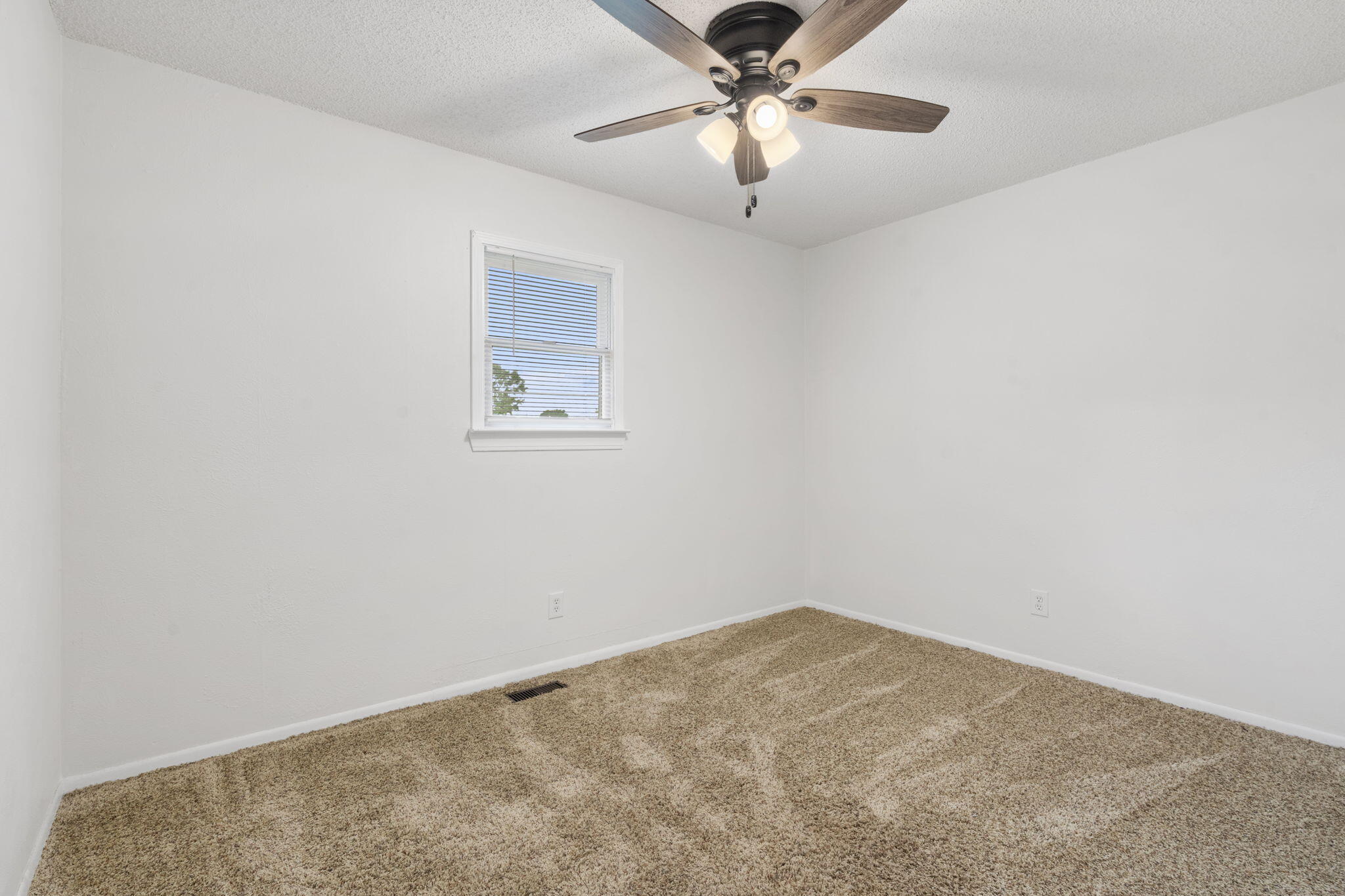 127 Wilson Way Property Photo 17