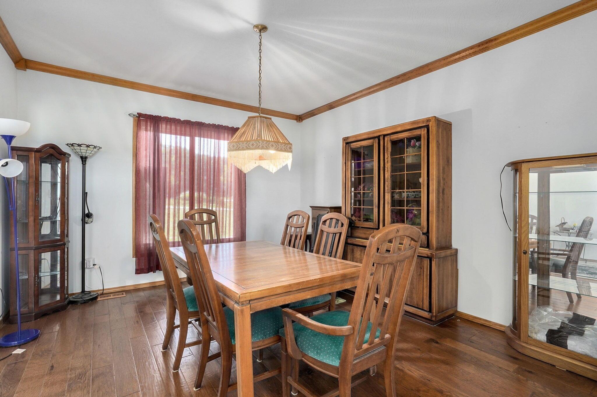 8425 East Farm Road 174 Property Photo 15