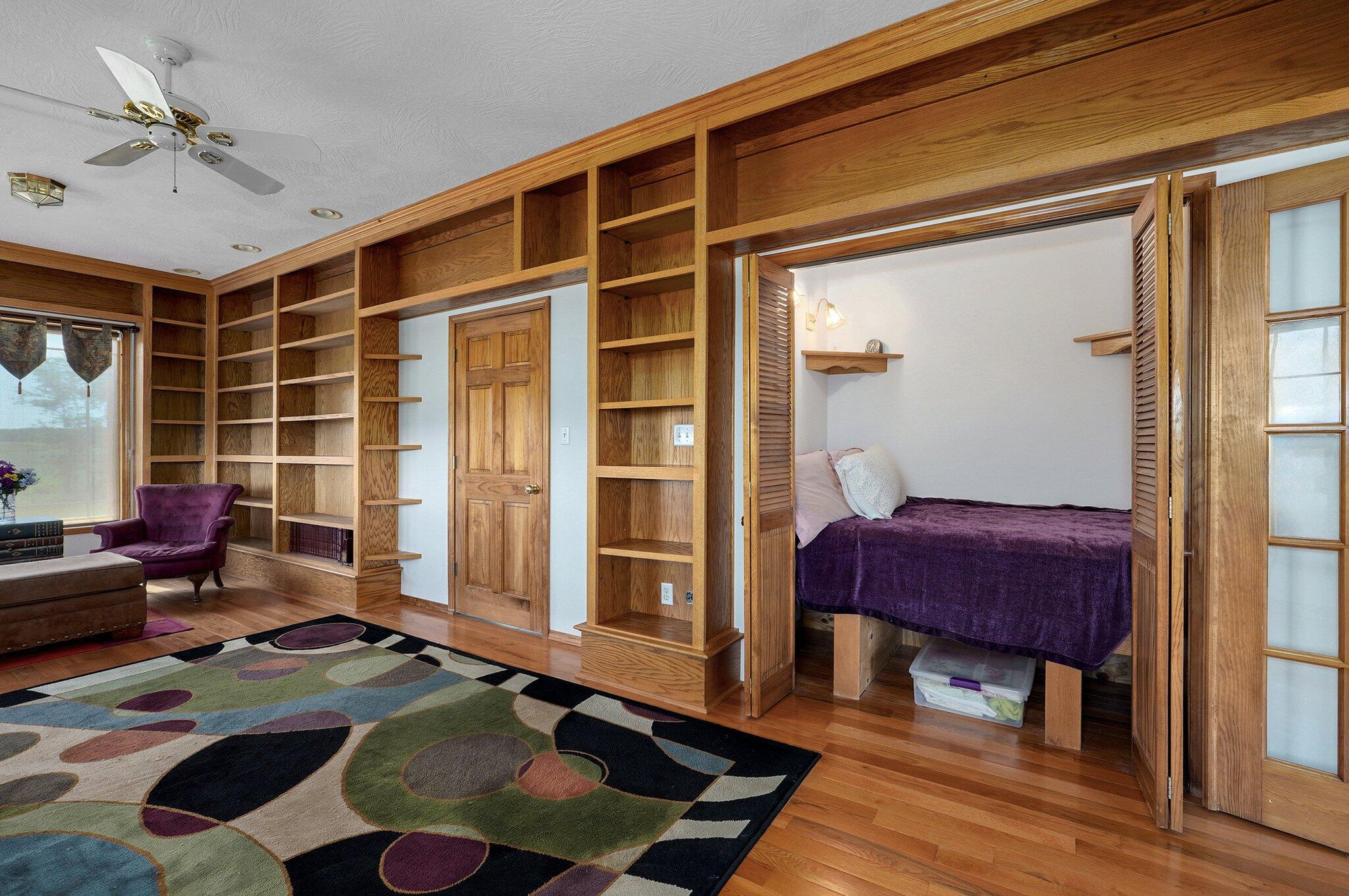 8425 East Farm Road 174 Property Photo 16