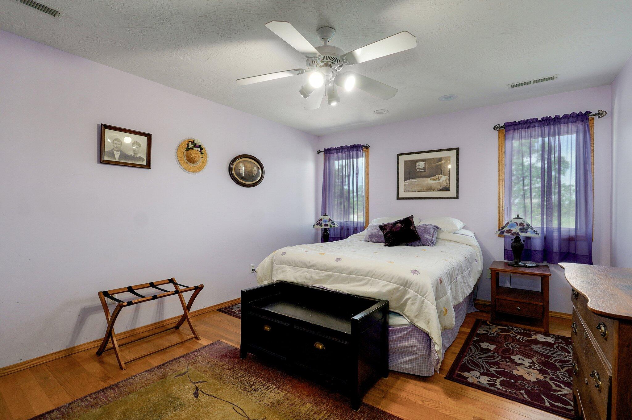 8425 East Farm Road 174 Property Photo 31