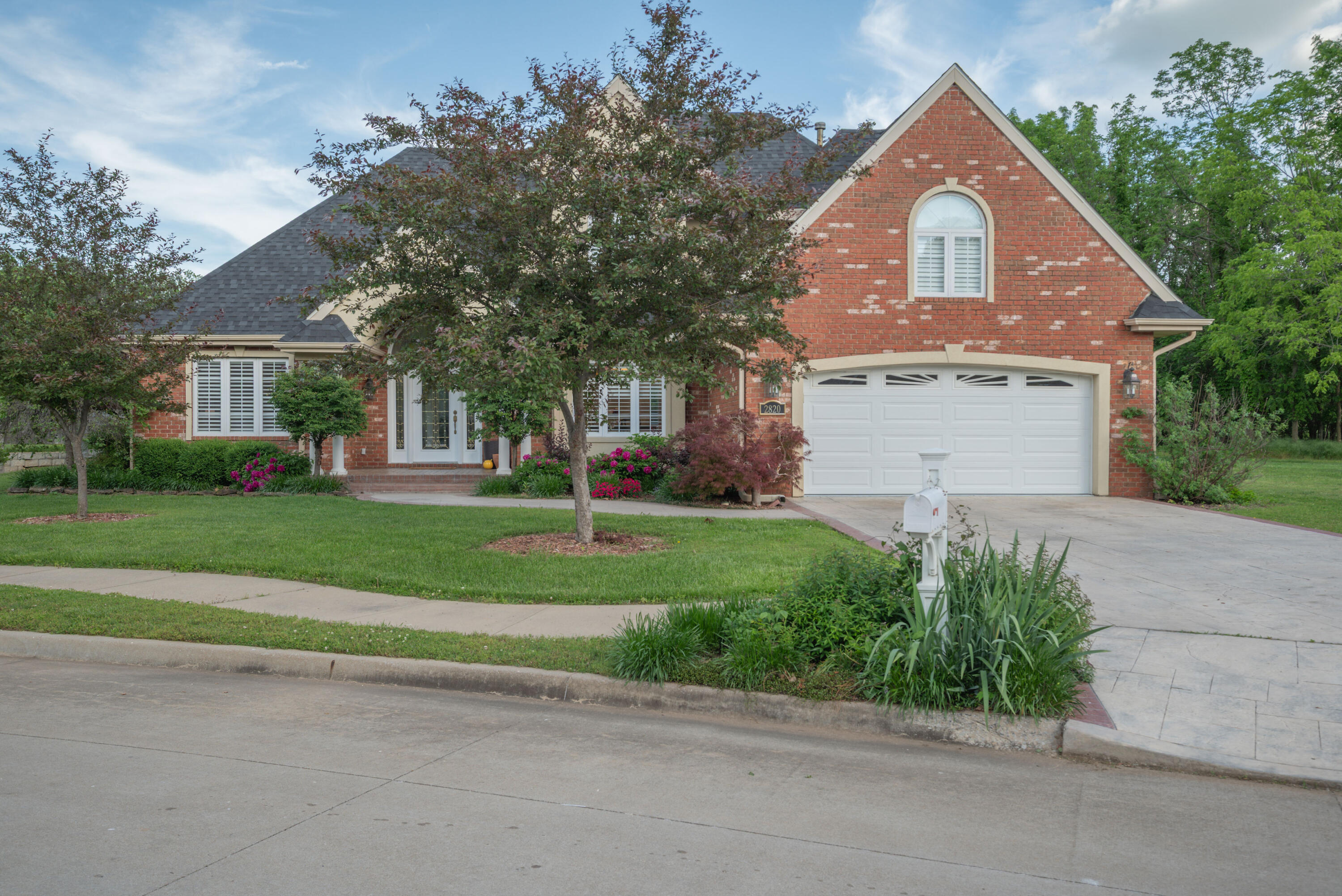 2820 Waters Edge Boulevard Property Photo 1