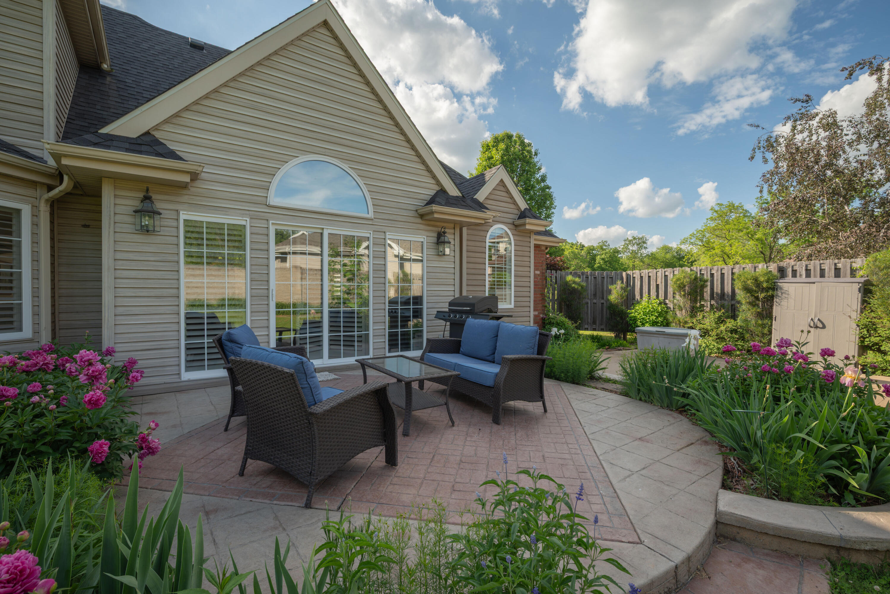 2820 Waters Edge Boulevard Property Photo 10