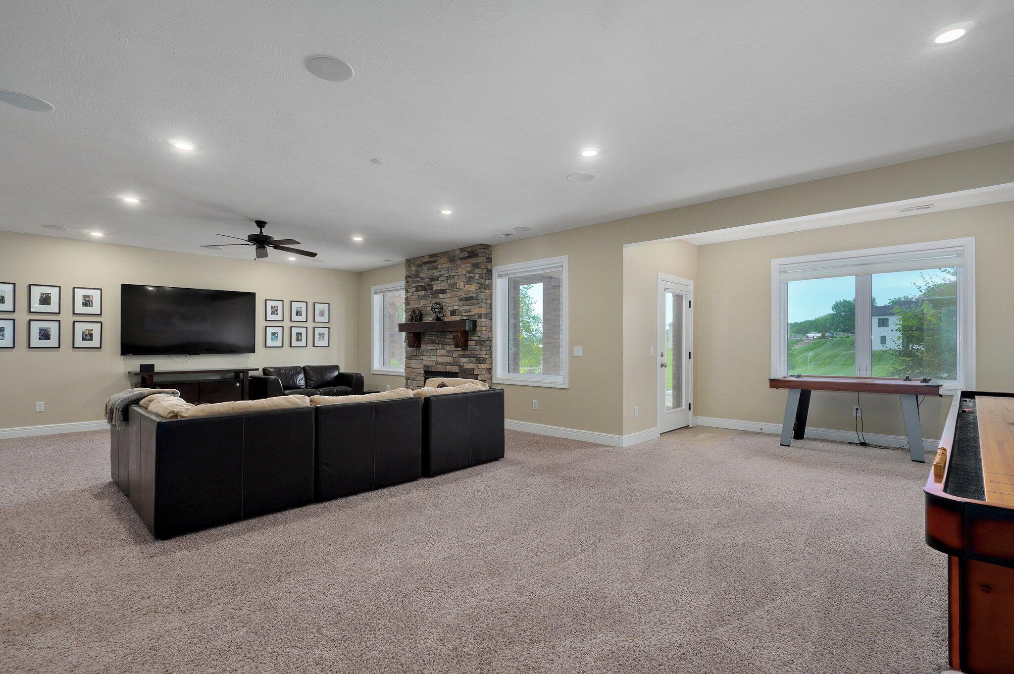 4020 East High Ridge Lane Property Photo 34