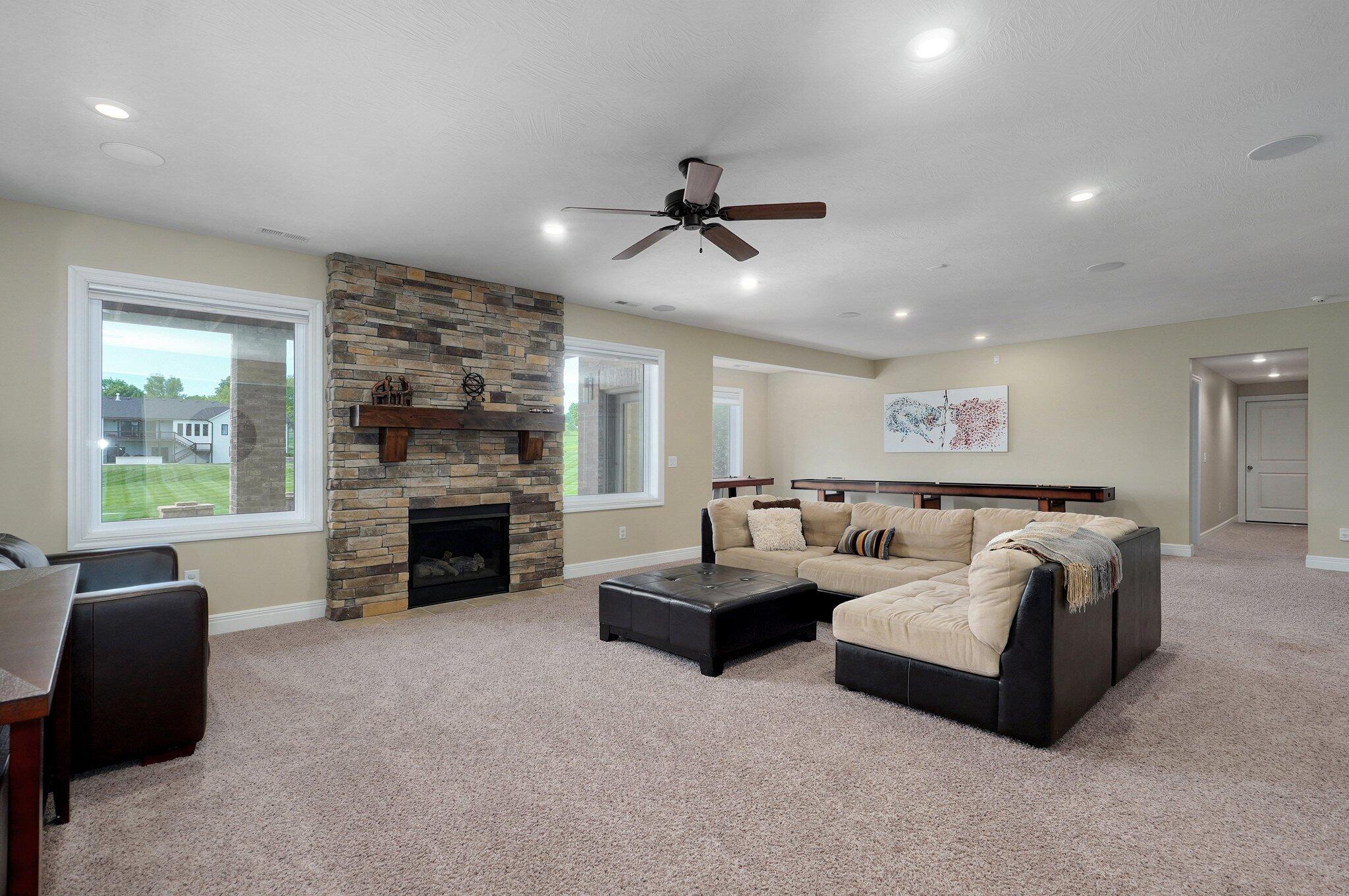4020 East High Ridge Lane Property Photo 35