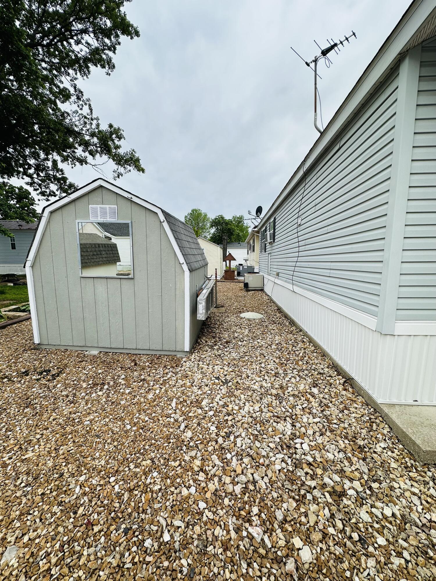 179 Rocky Mountain Road Property Photo 5