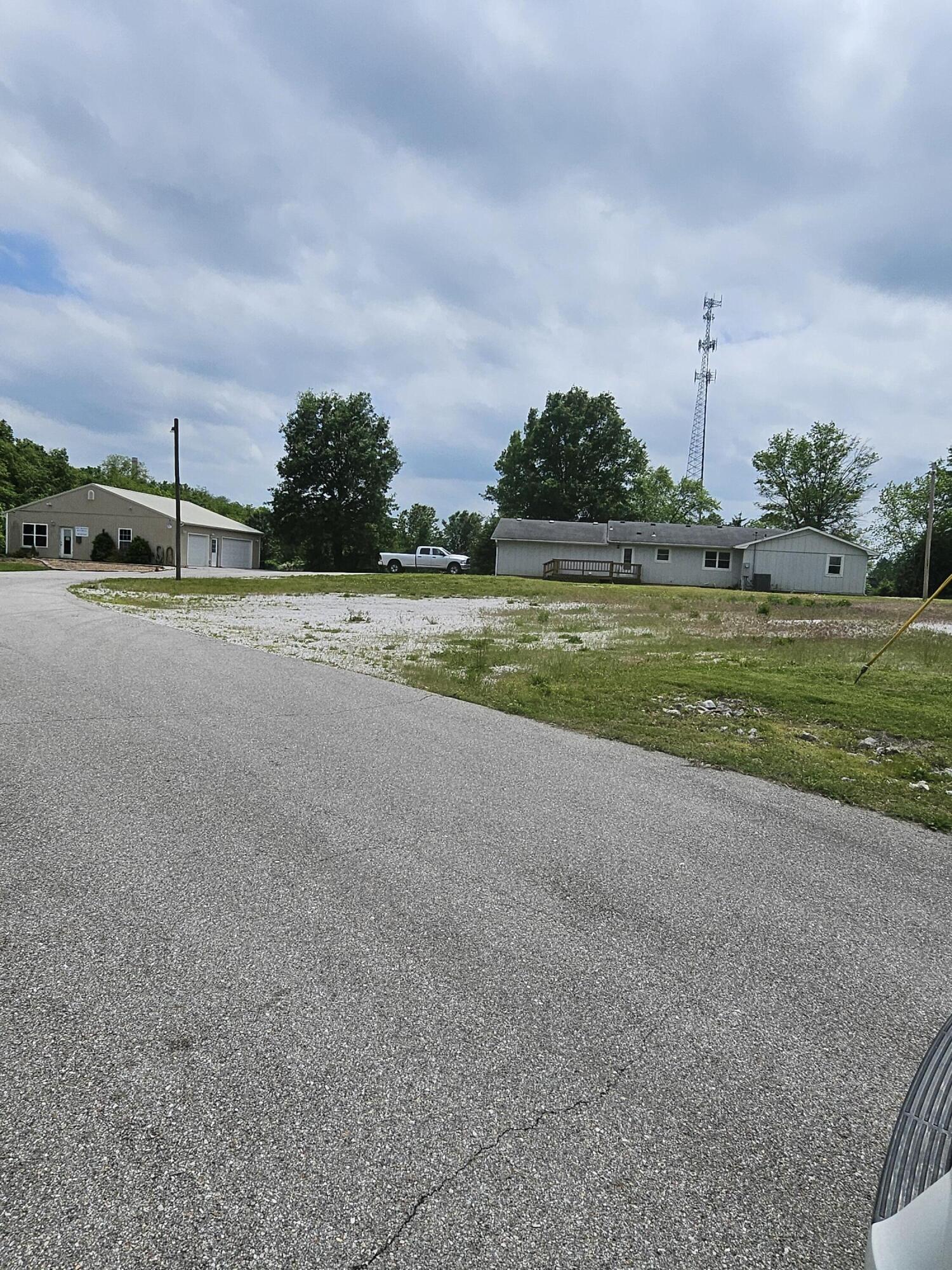 5194 West Sunshine Property Photo 2