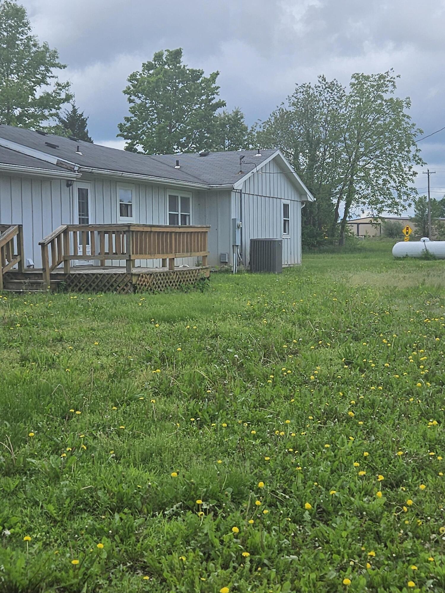 5194 West Sunshine Property Photo 4