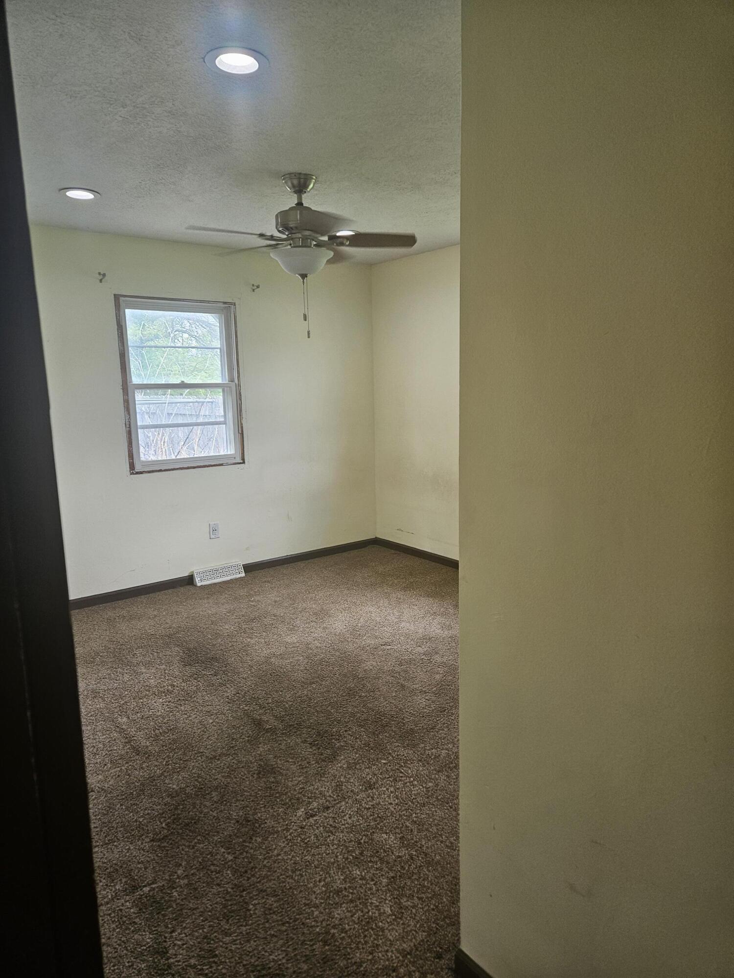 5194 West Sunshine Property Photo 21