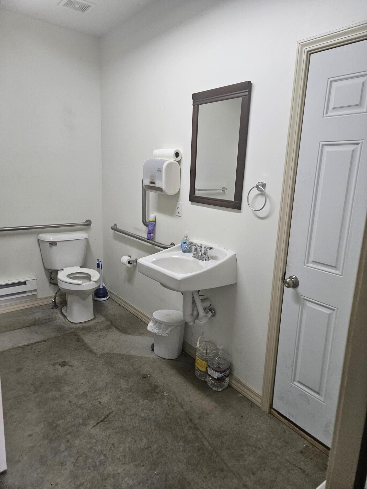 5194 West Sunshine Property Photo 31