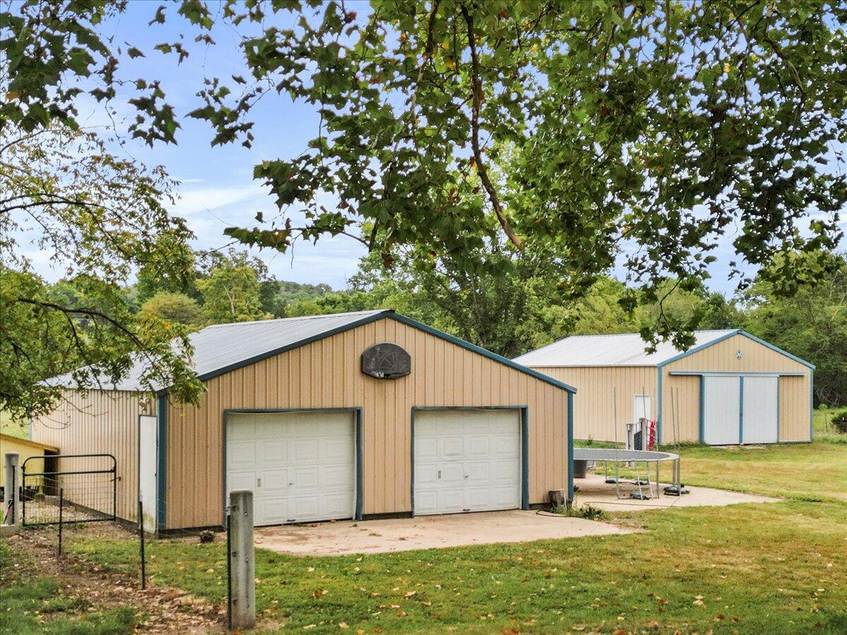 8495 Highway N Property Photo 42