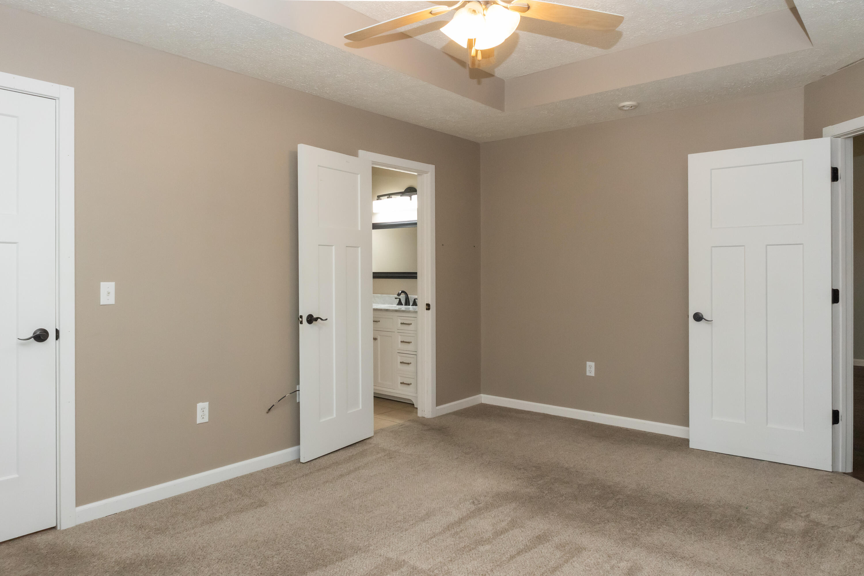 122 North Walnut Avenue Property Photo 22
