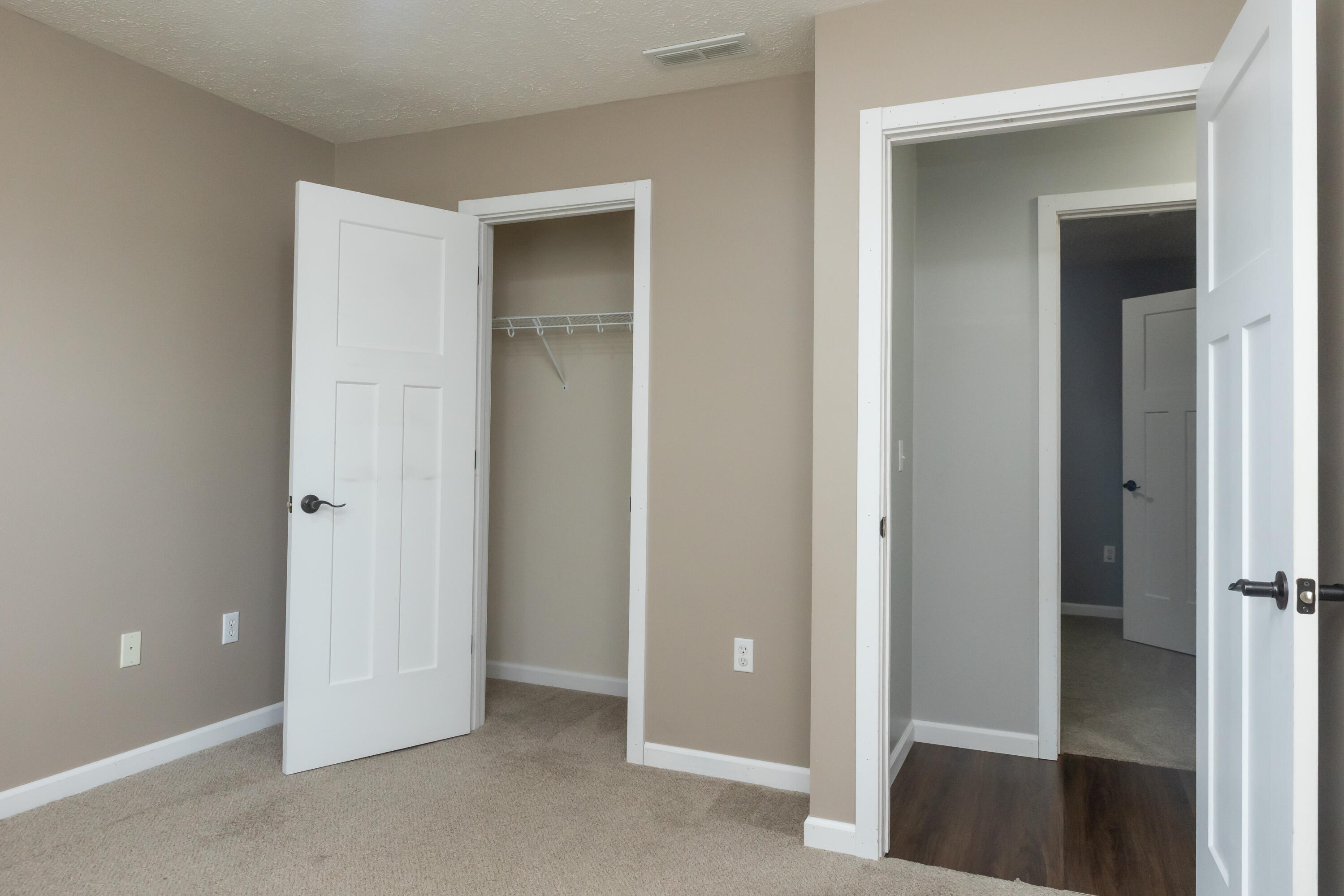 122 North Walnut Avenue Property Photo 28