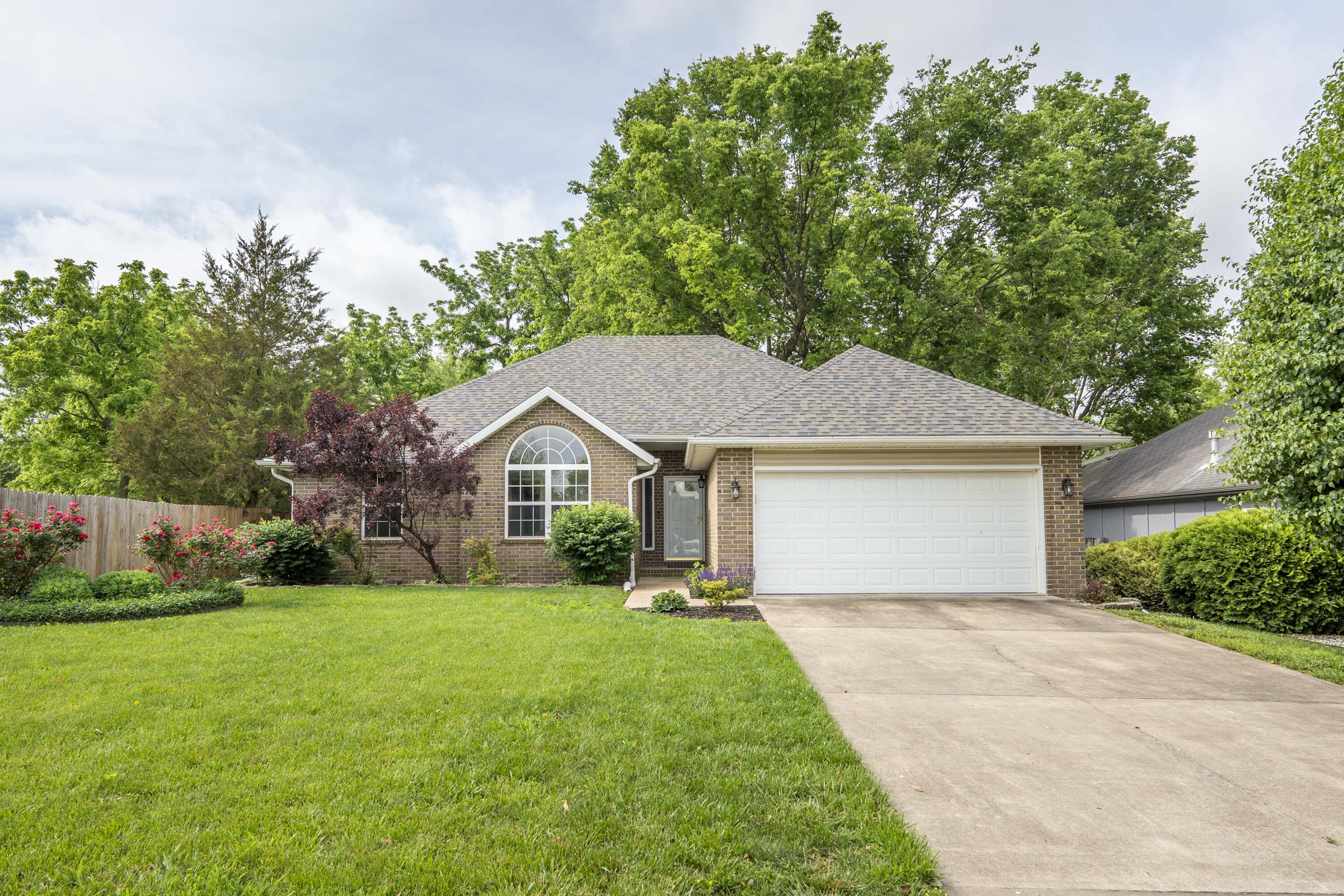 3442 West Countryside Drive Property Photo 1