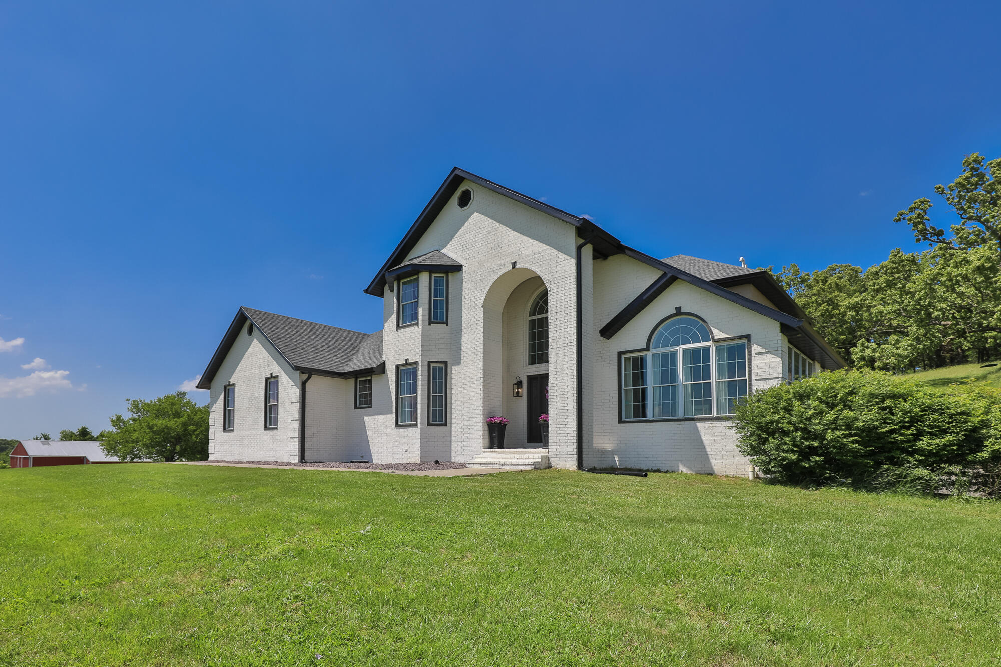 295 Headwaters Drive Property Photo 4