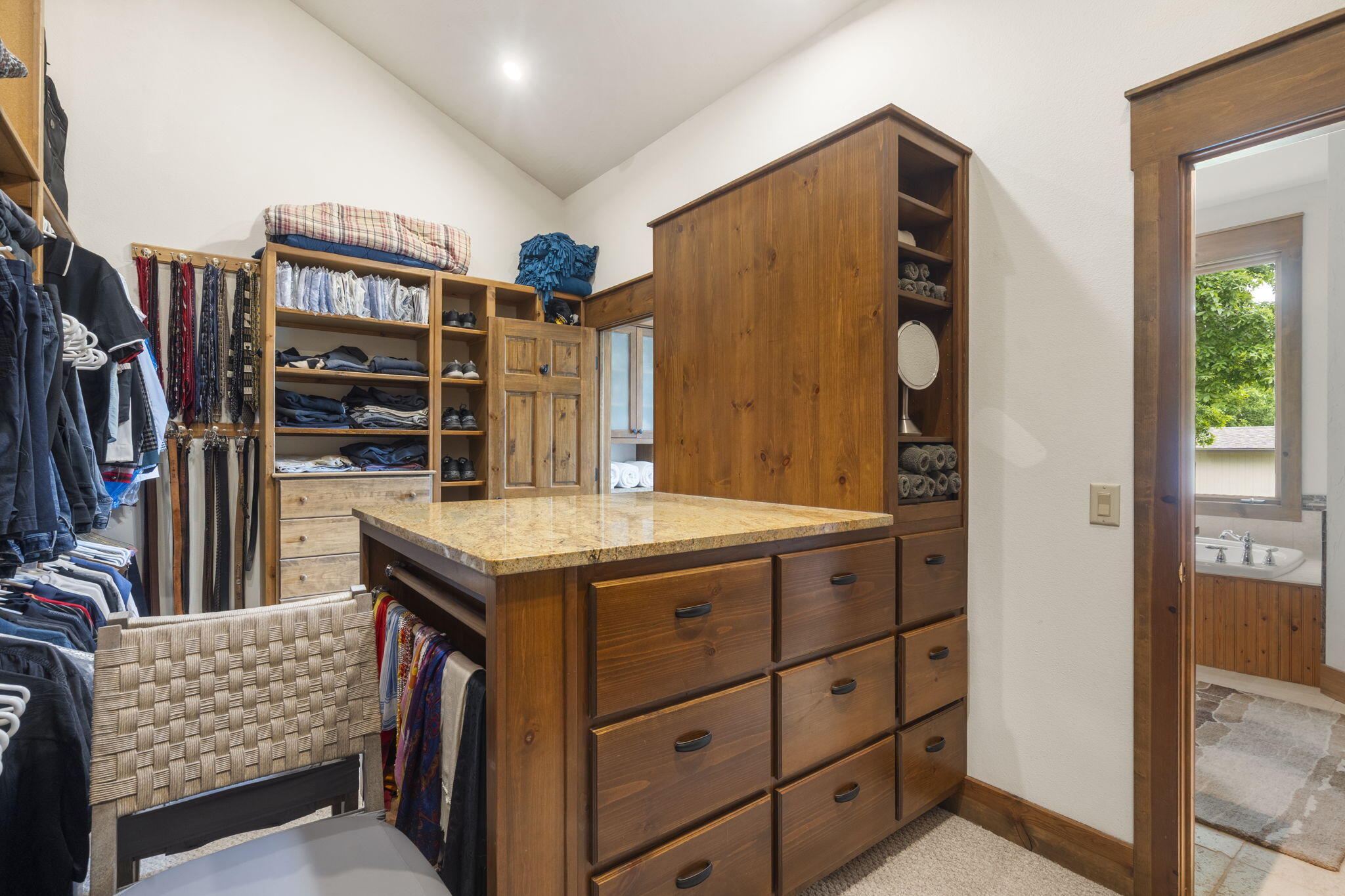 1007 Headwaters Drive Property Photo 44