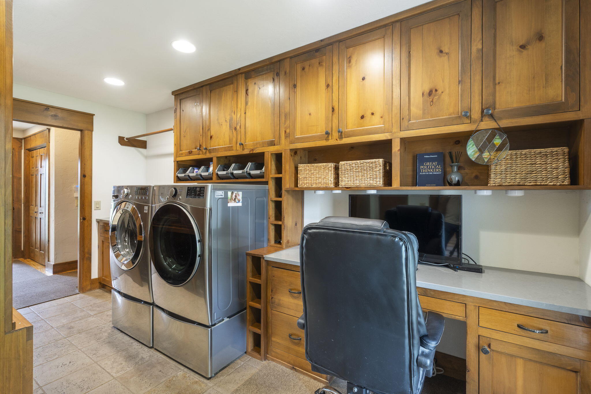 1007 Headwaters Drive Property Photo 45