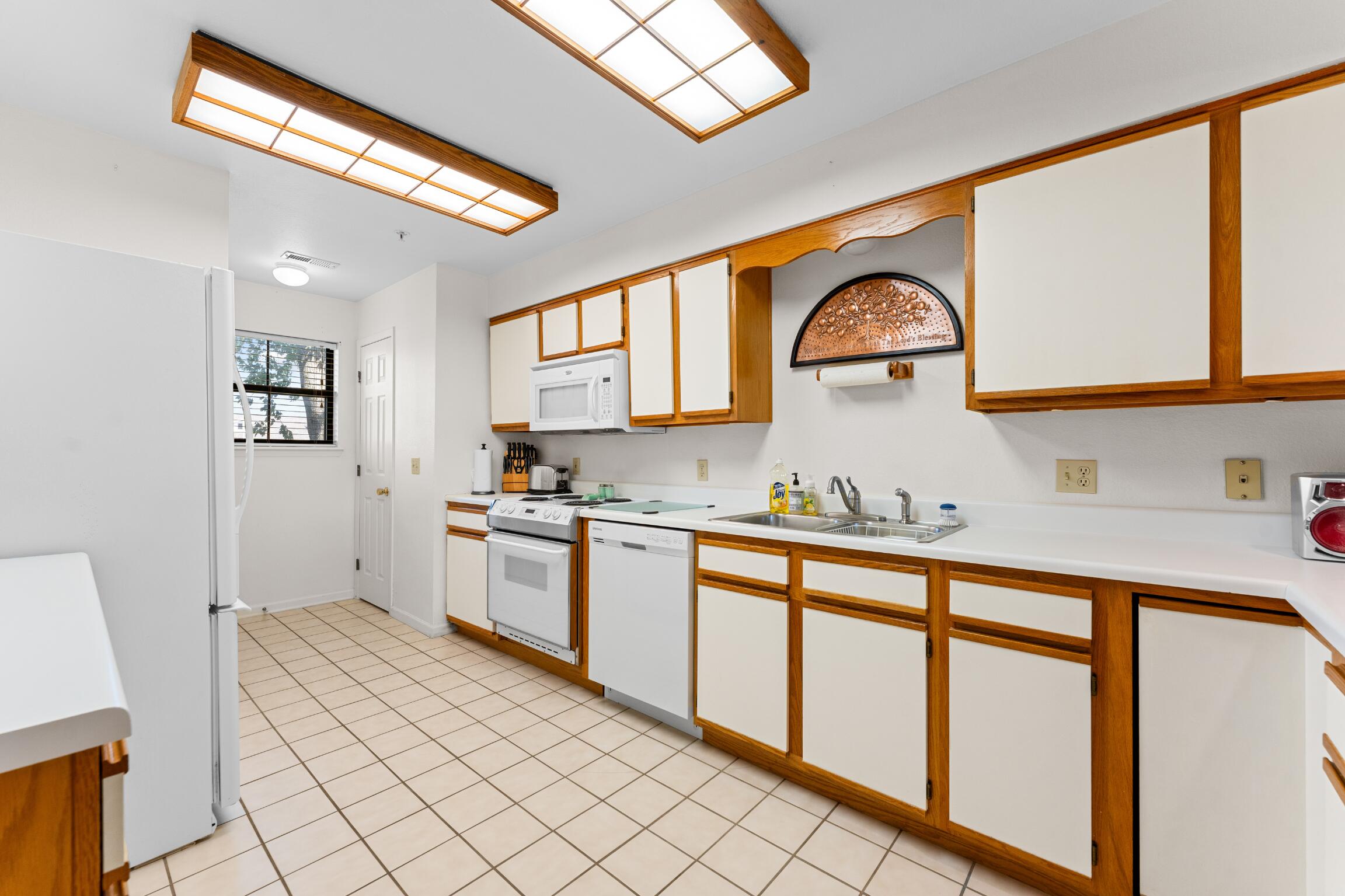 350 South Wildwood Drive Property Photo 10