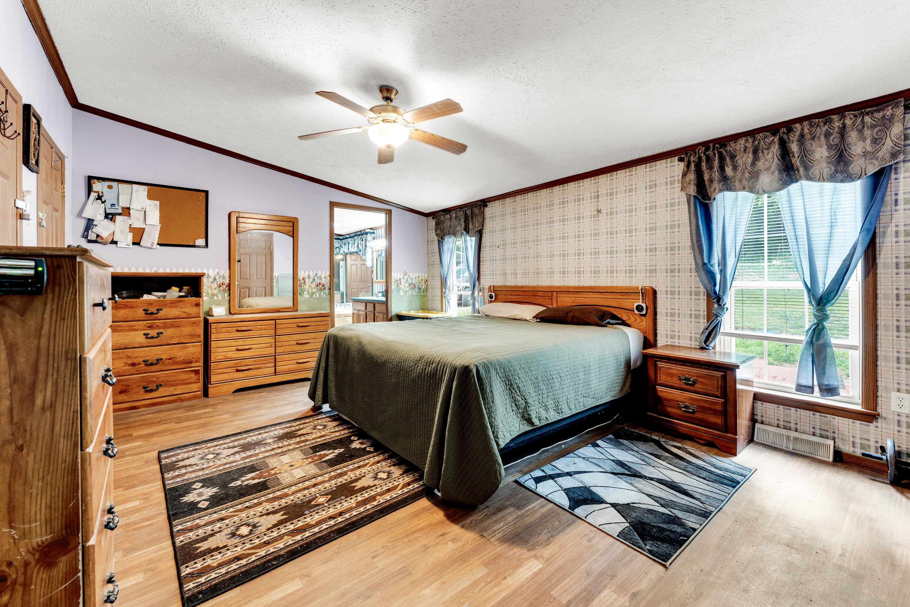 1161 State Highway 176 Property Photo 11