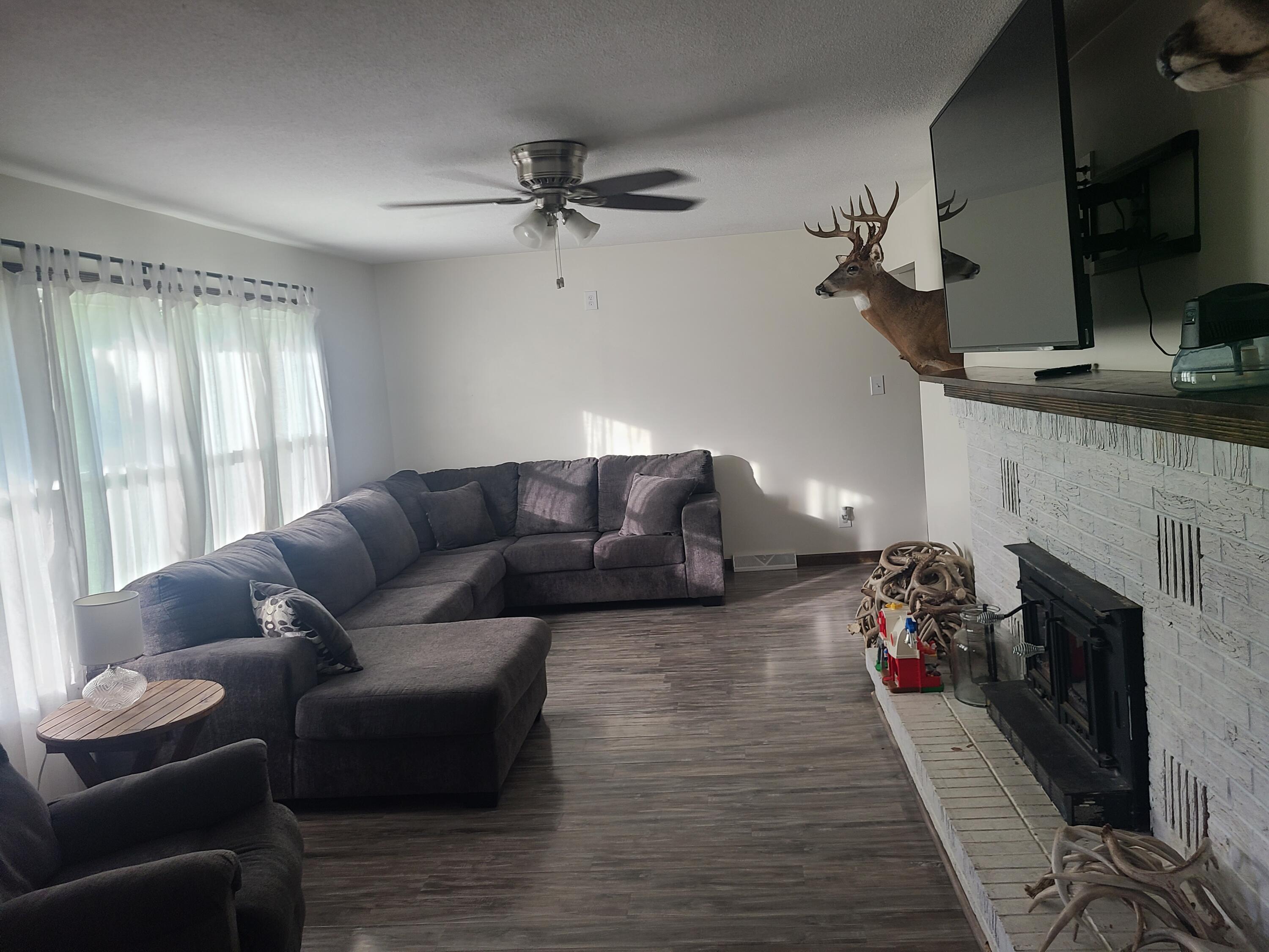 511 3rd Street Property Photo 11