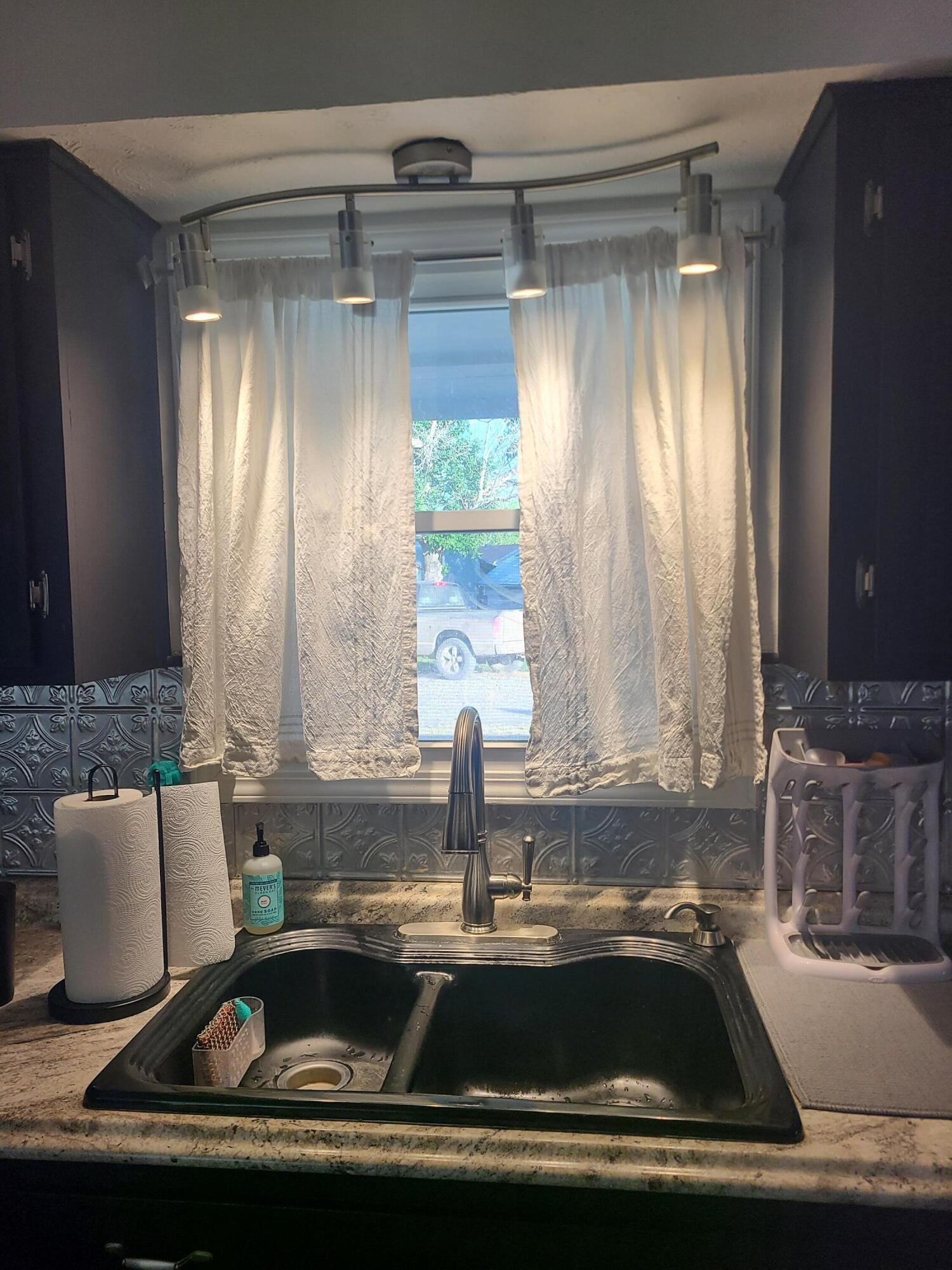 511 3rd Street Property Photo 24