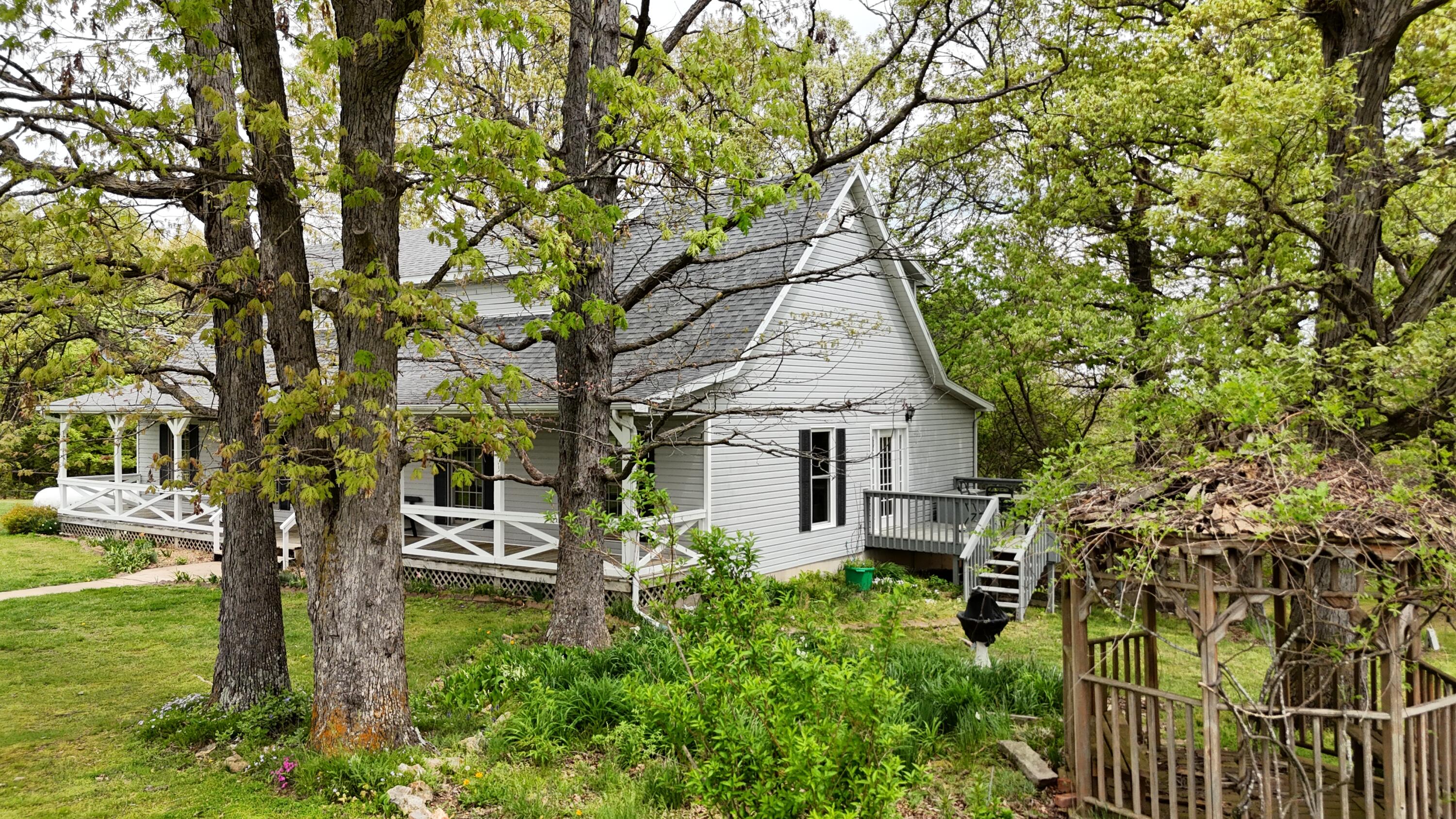 12452 State Hwy C Property Photo 5