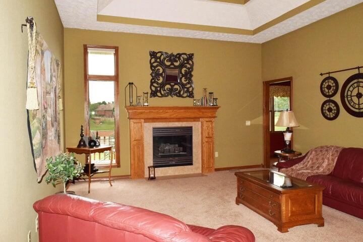 4622 South West Avenue Property Photo 4
