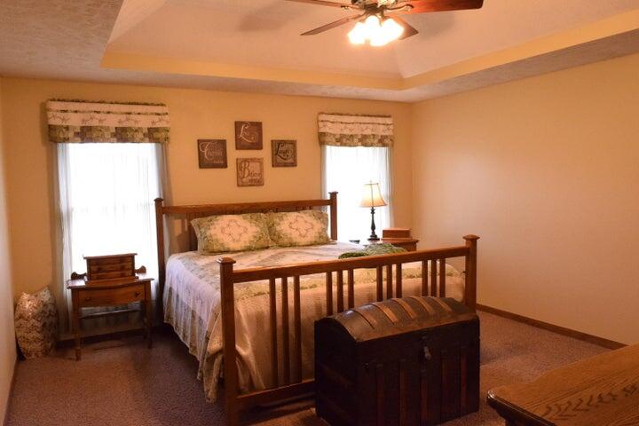 4622 South West Avenue Property Photo 8