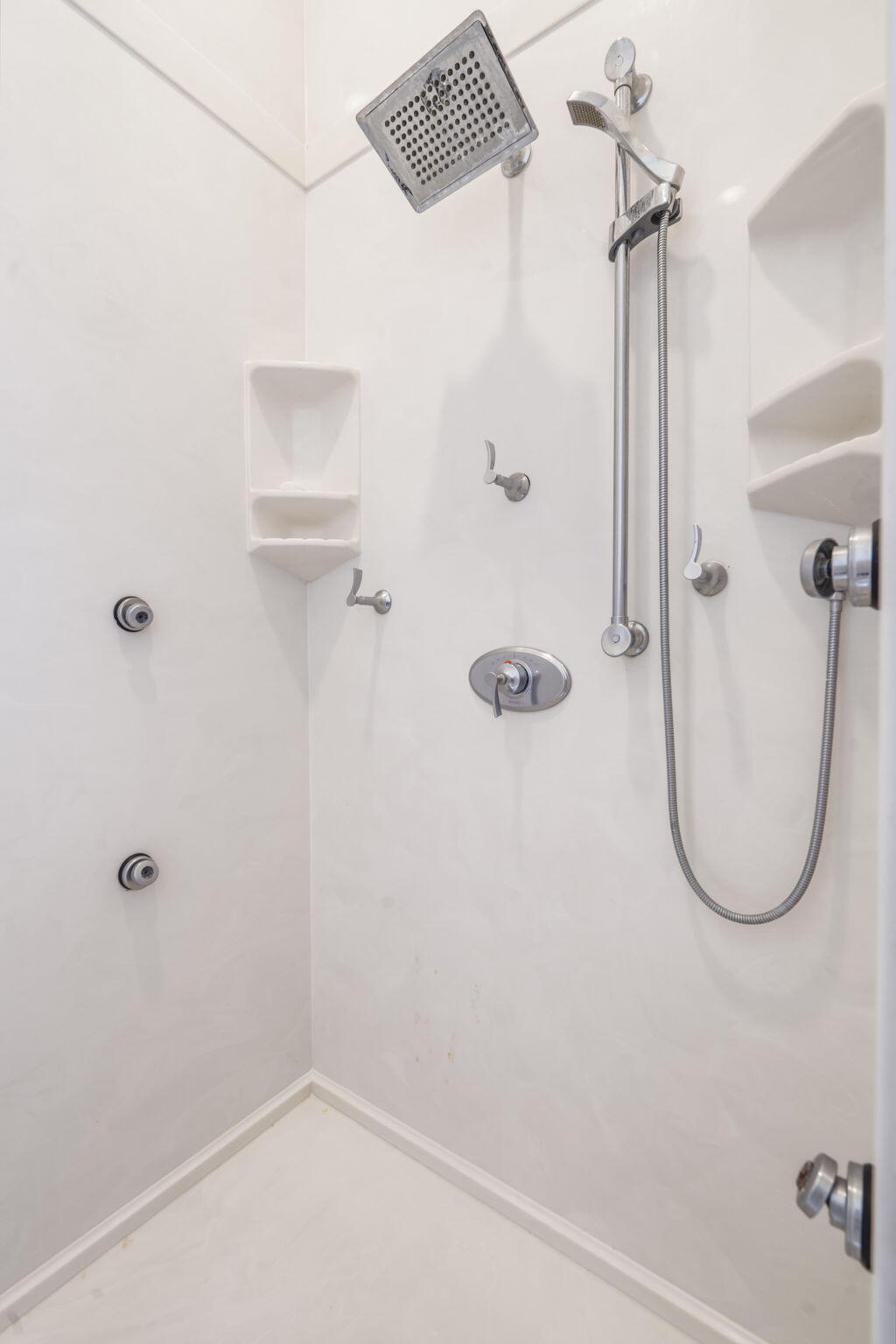3731 South Farm Road 219 Property Photo 29